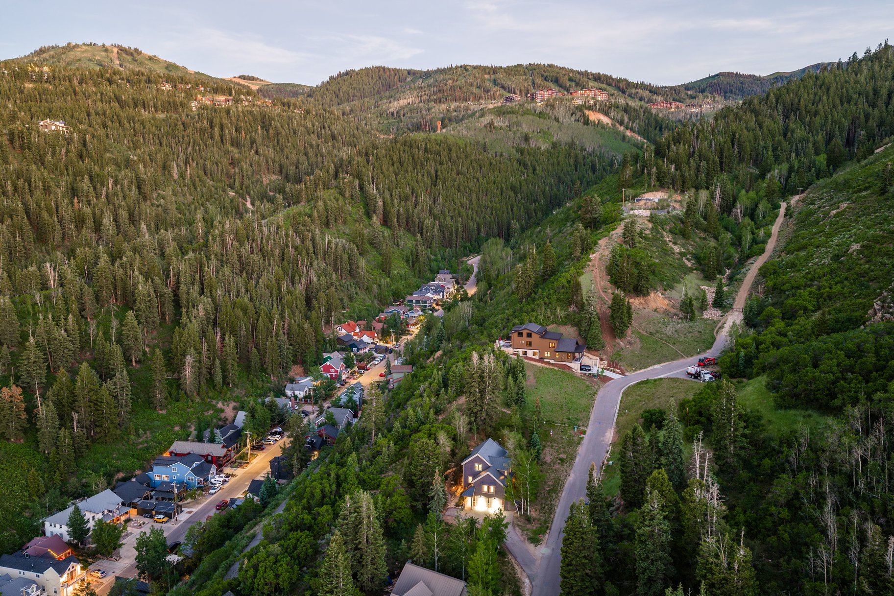  Old Town Opportunity Perched above Daly Canyon and Main Street - 物件實景