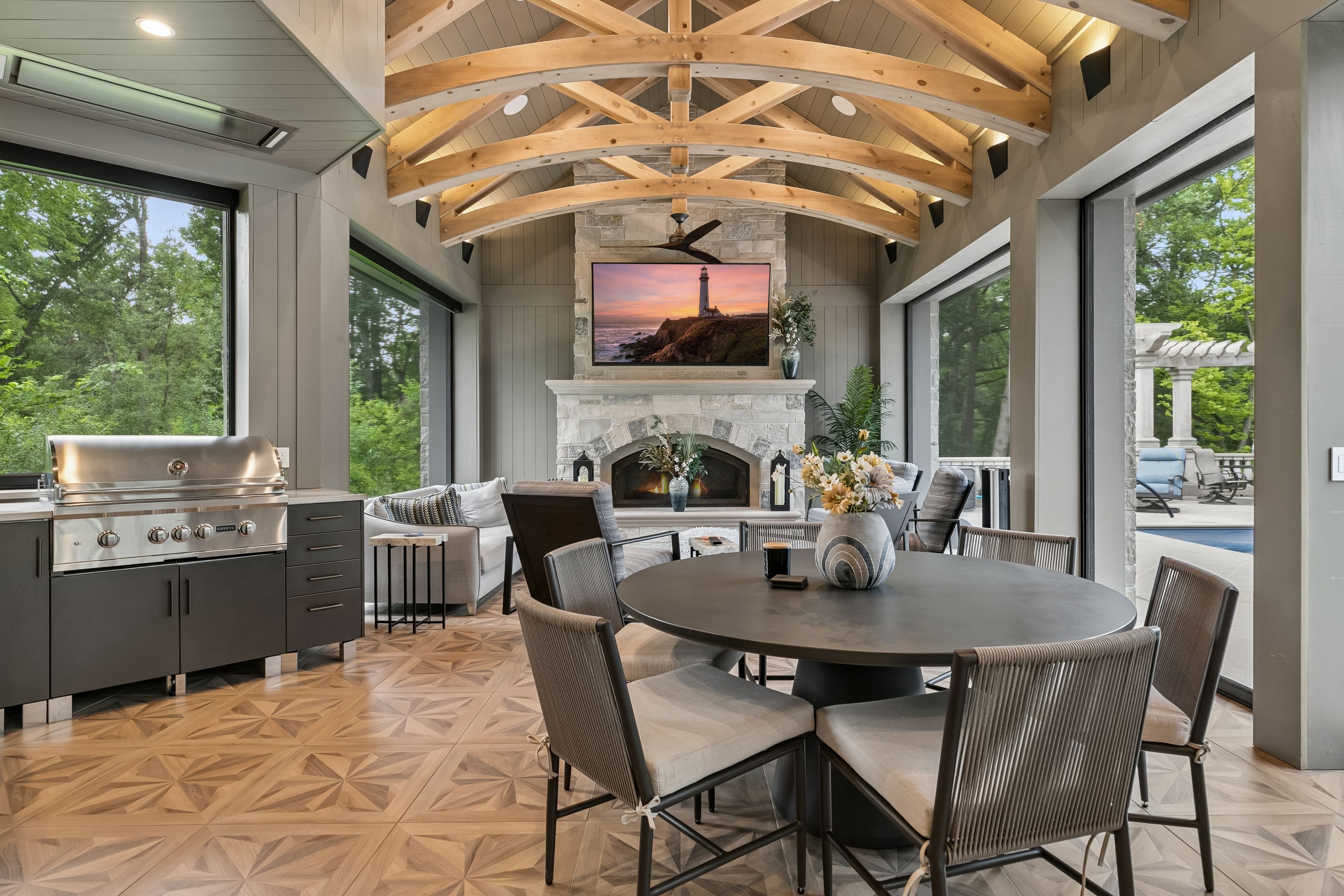  Timeless Elegance on a Private North Oaks Setting - 物件實景