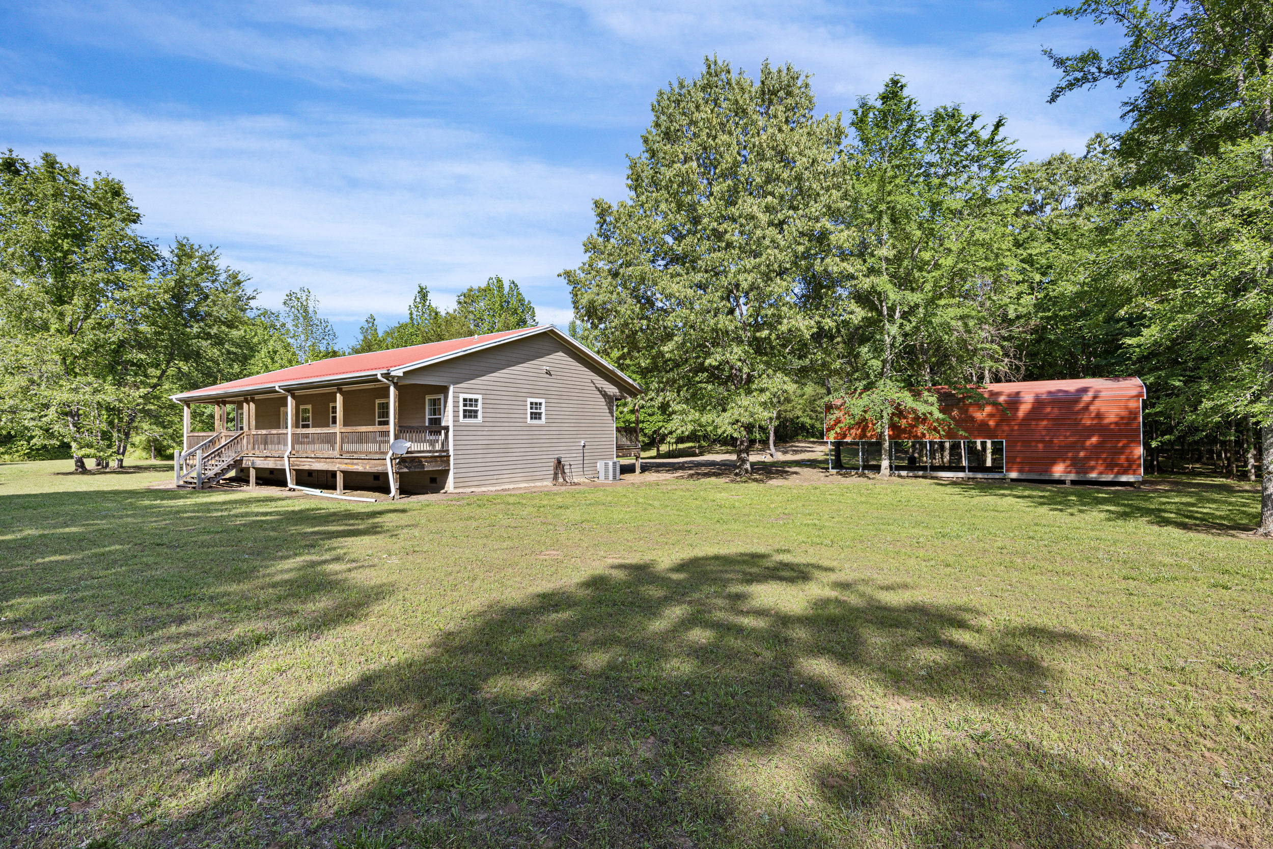 Pettigrew, Arkansas, 72752, United States, 5 Bedrooms Bedrooms, ,4 BathroomsBathrooms,Residential,For Sale,1826540