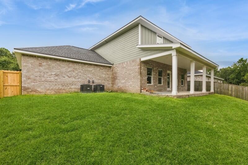 Crestview, Florida, 32539, United States, 4 Bedrooms Bedrooms, ,4 BathroomsBathrooms,Residential,For Sale,1911997