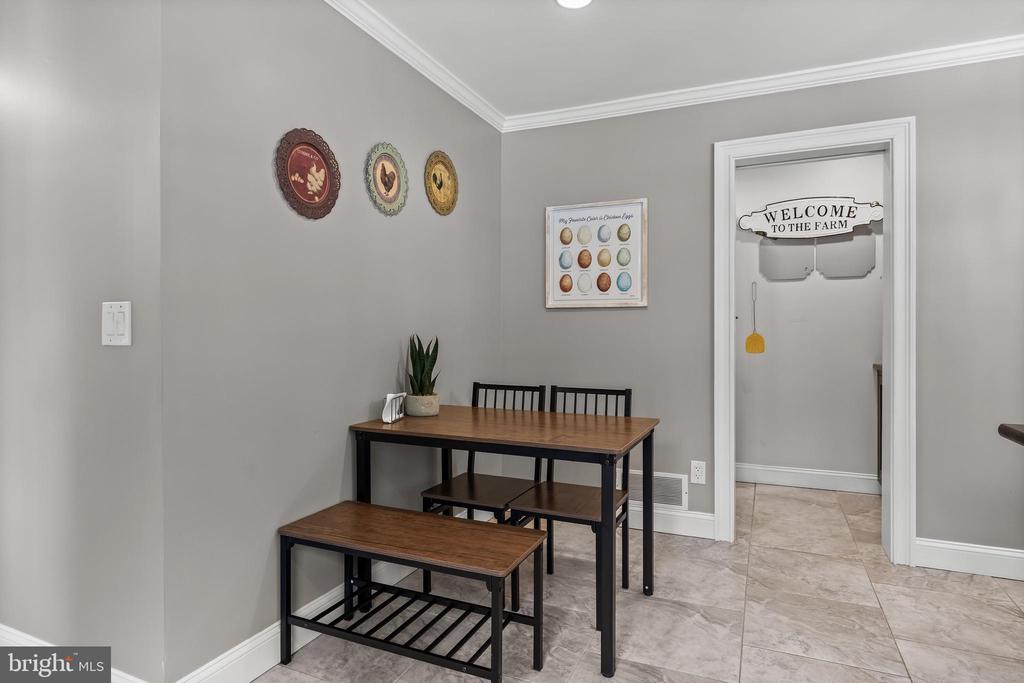 Cream Ridge, New Jersey, 08514, United States, 4 Bedrooms Bedrooms, ,3 BathroomsBathrooms,Residential,For Sale,1902972
