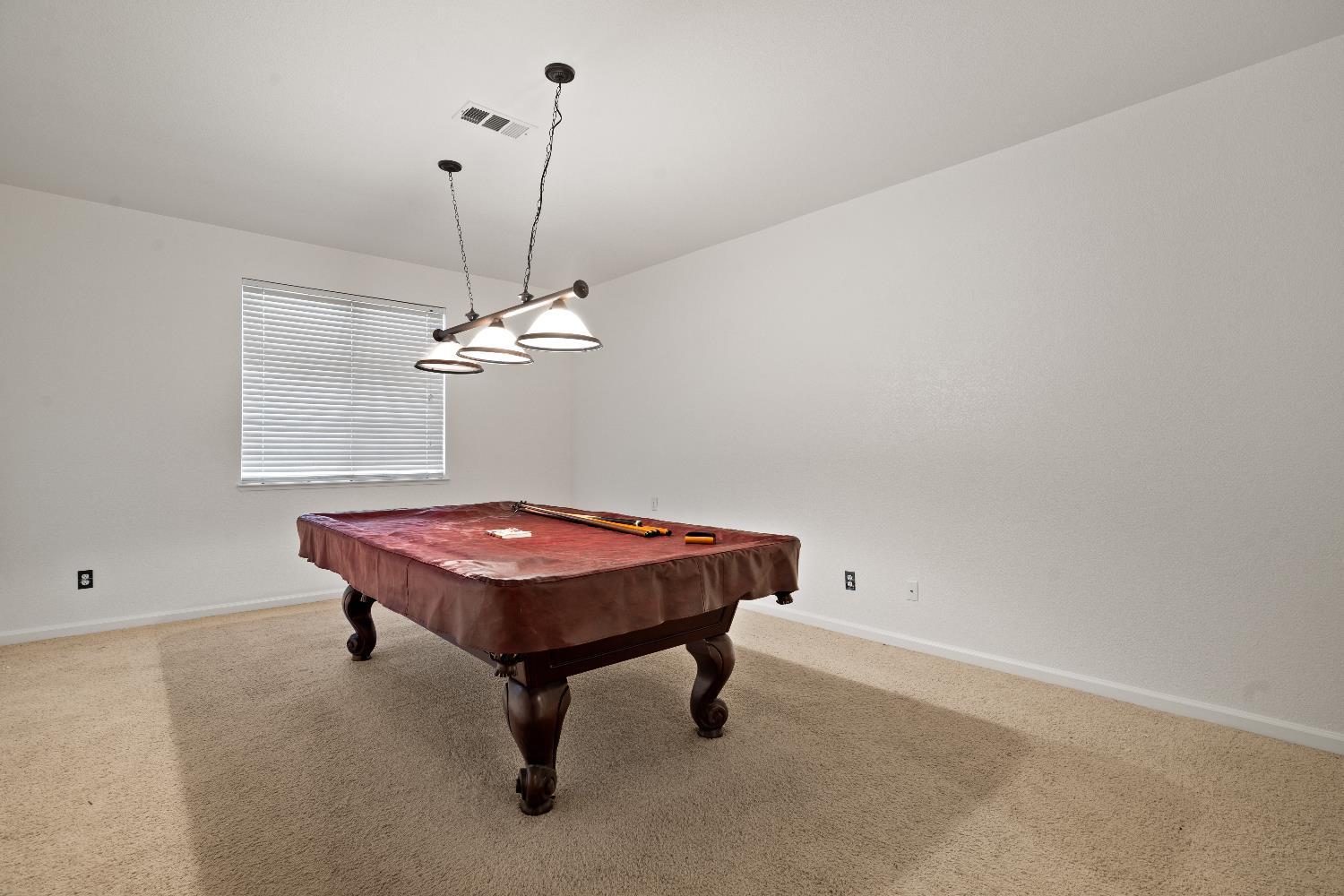 Riverbank, California, 95367, United States, 4 Bedrooms Bedrooms, ,3 BathroomsBathrooms,Residential,For Sale,1974513