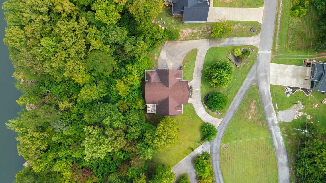 Burnside, Kentucky, 42519, United States, 5 Bedrooms Bedrooms, ,4 BathroomsBathrooms,Residential,For Sale,1978974