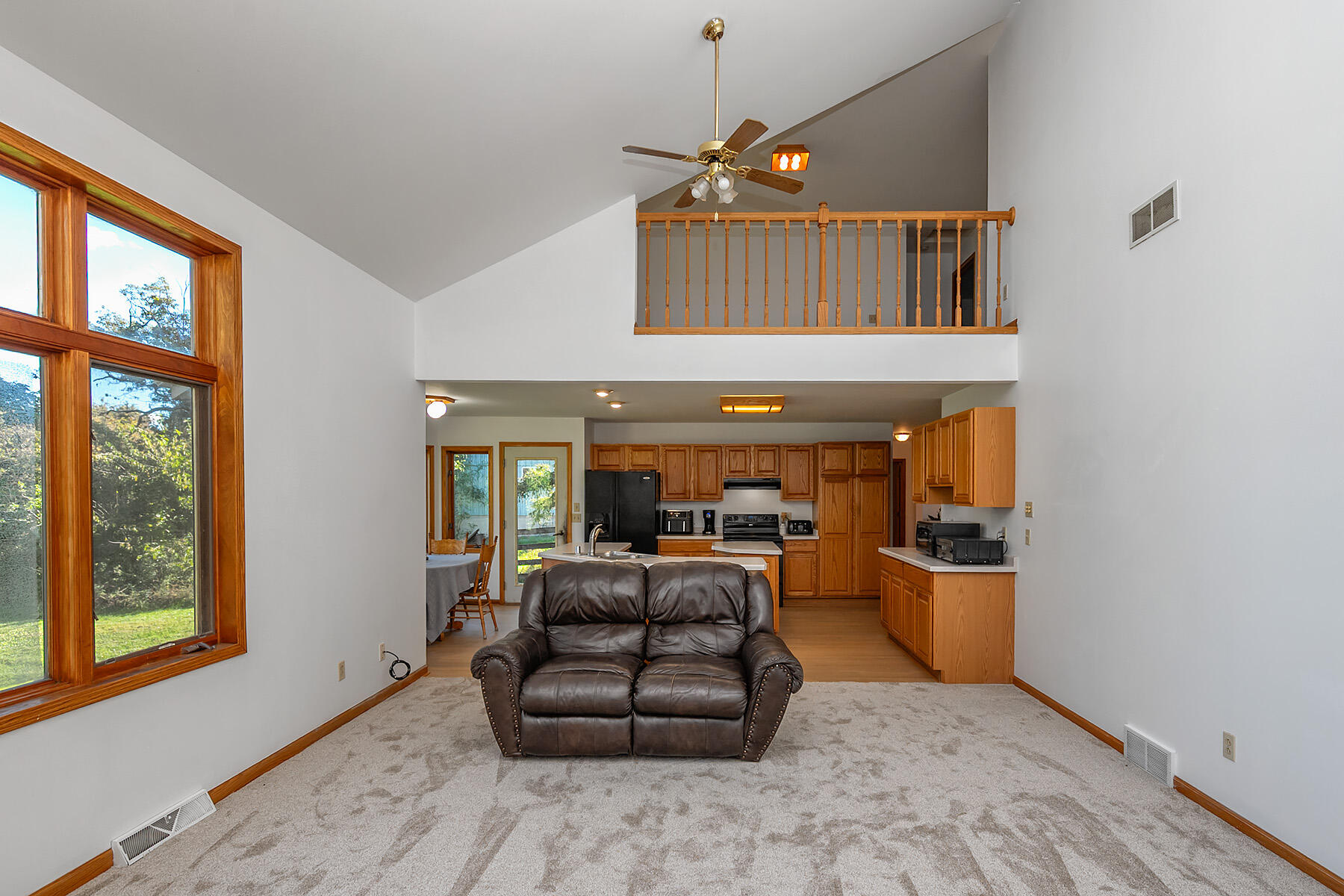 Hustisford, Wisconsin, 53034, United States, 3 Bedrooms Bedrooms, ,3 BathroomsBathrooms,Residential,For Sale,1962581