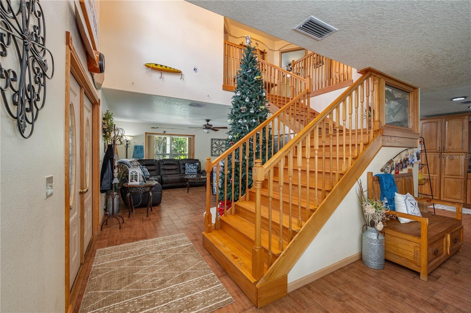 LAKE WALES, Florida, 33898, United States, 3 Bedrooms Bedrooms, ,3 BathroomsBathrooms,Residential,For Sale,1846295