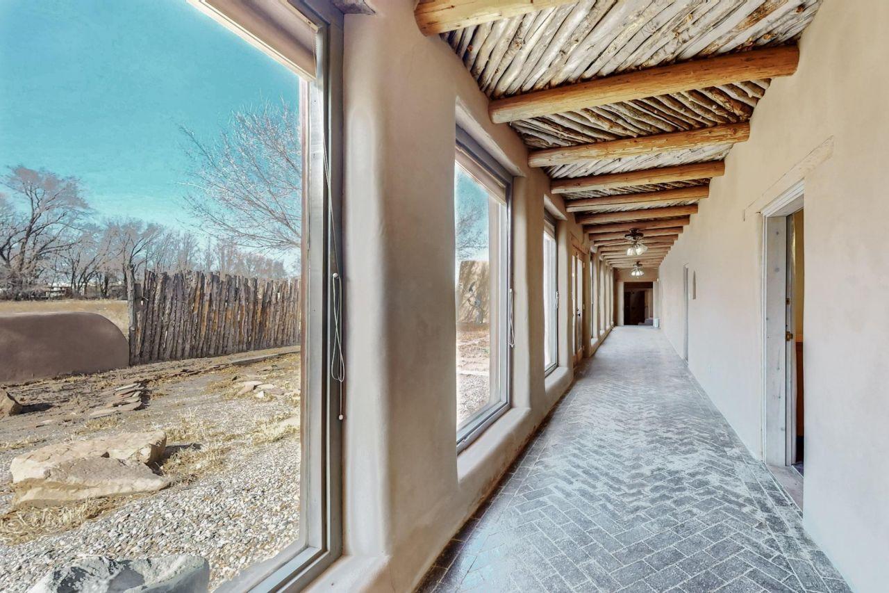 La Mesilla, New Mexico, 87532, United States, 5 Bedrooms Bedrooms, ,2 BathroomsBathrooms,Residential,For Sale,1762122