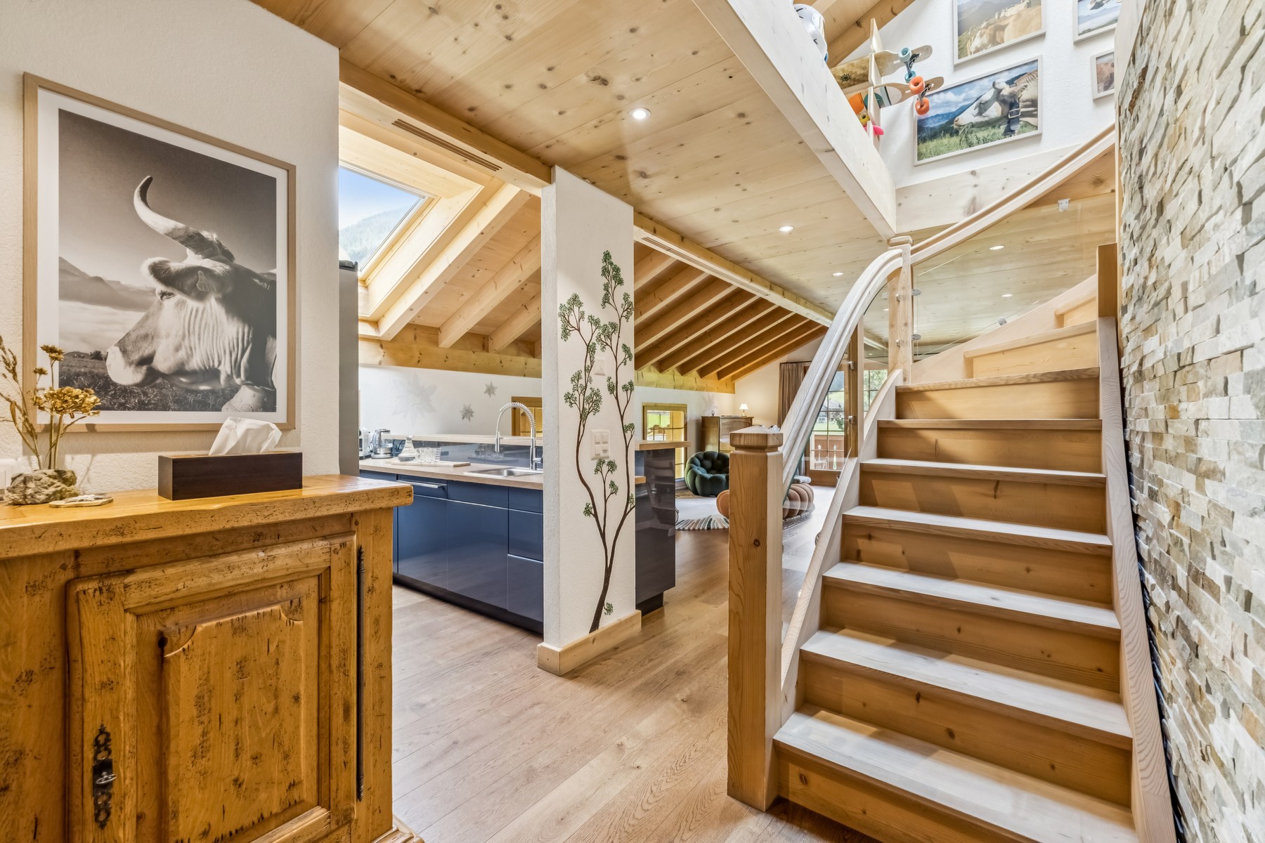  Duplex with breathtaking views—You