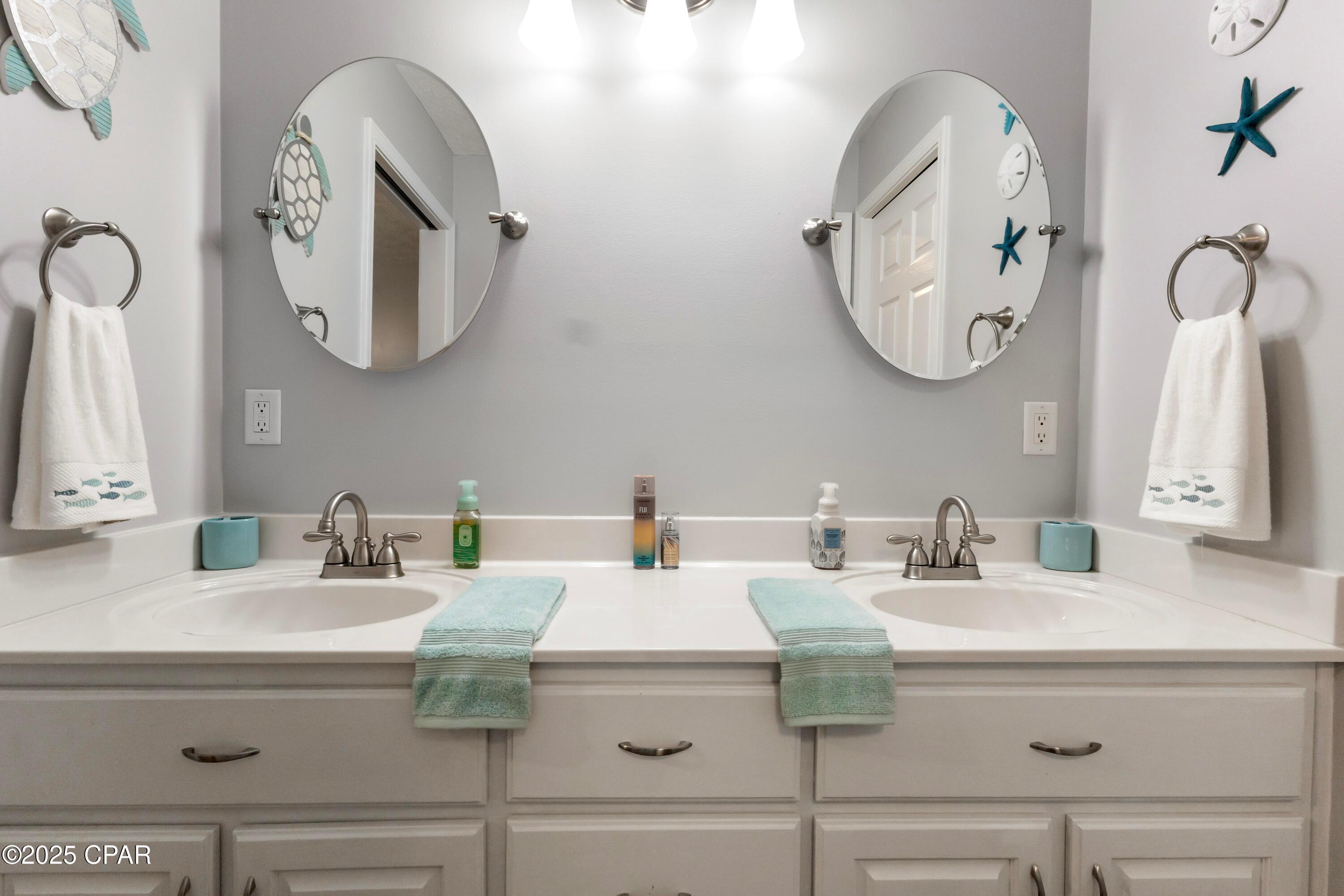 Panama City, Florida, 32404, United States, 3 Bedrooms Bedrooms, ,3 BathroomsBathrooms,Residential,For Sale,1983349