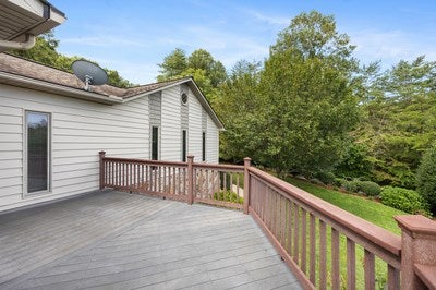Young Harris, Georgia, 30582, United States, 2 Bedrooms Bedrooms, ,3 BathroomsBathrooms,Residential,For Sale,1940477
