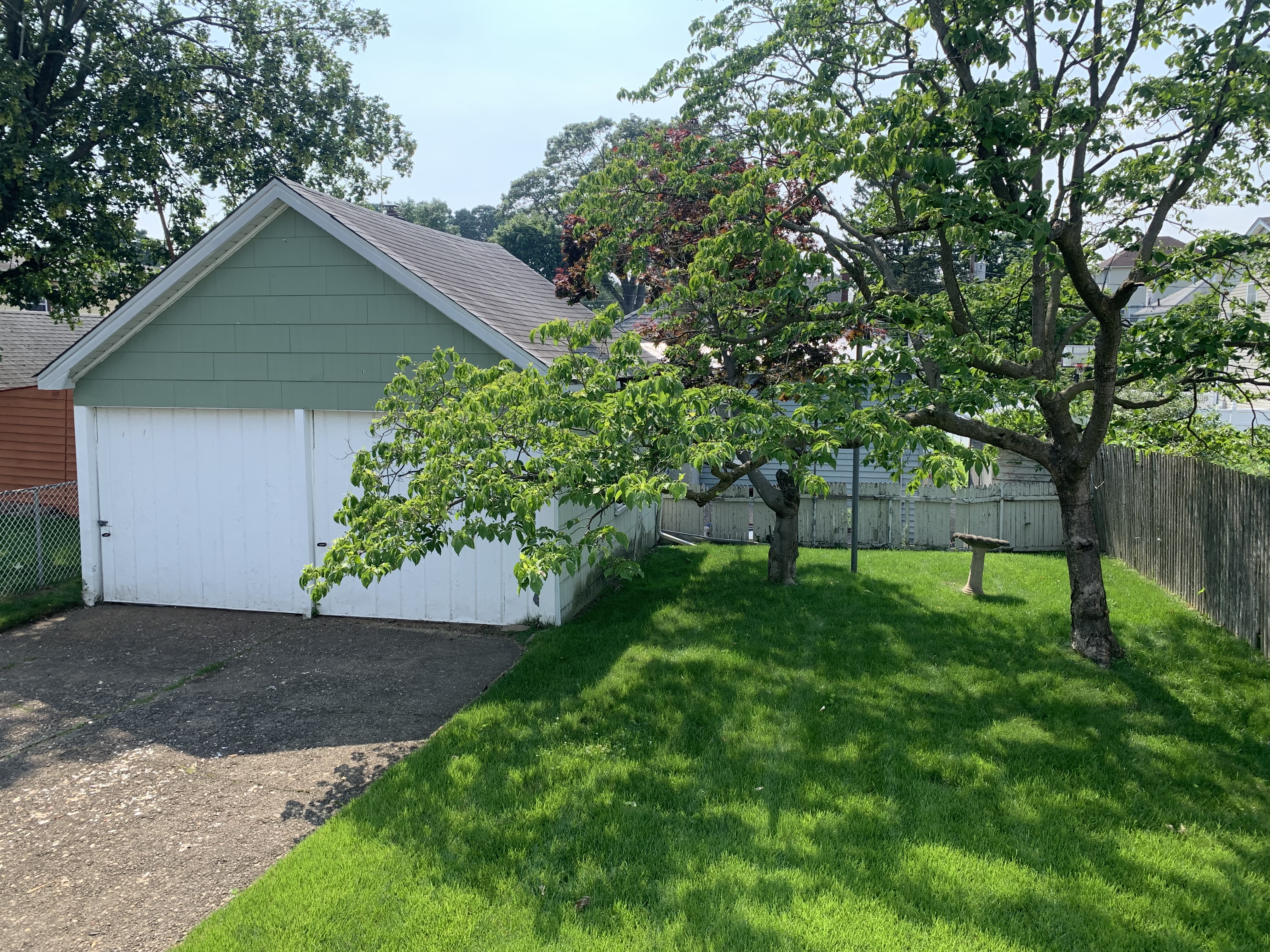 Elmont, New York, 11003, United States, 3 Bedrooms Bedrooms, ,1 BathroomBathrooms,Residential,For Sale,1976204