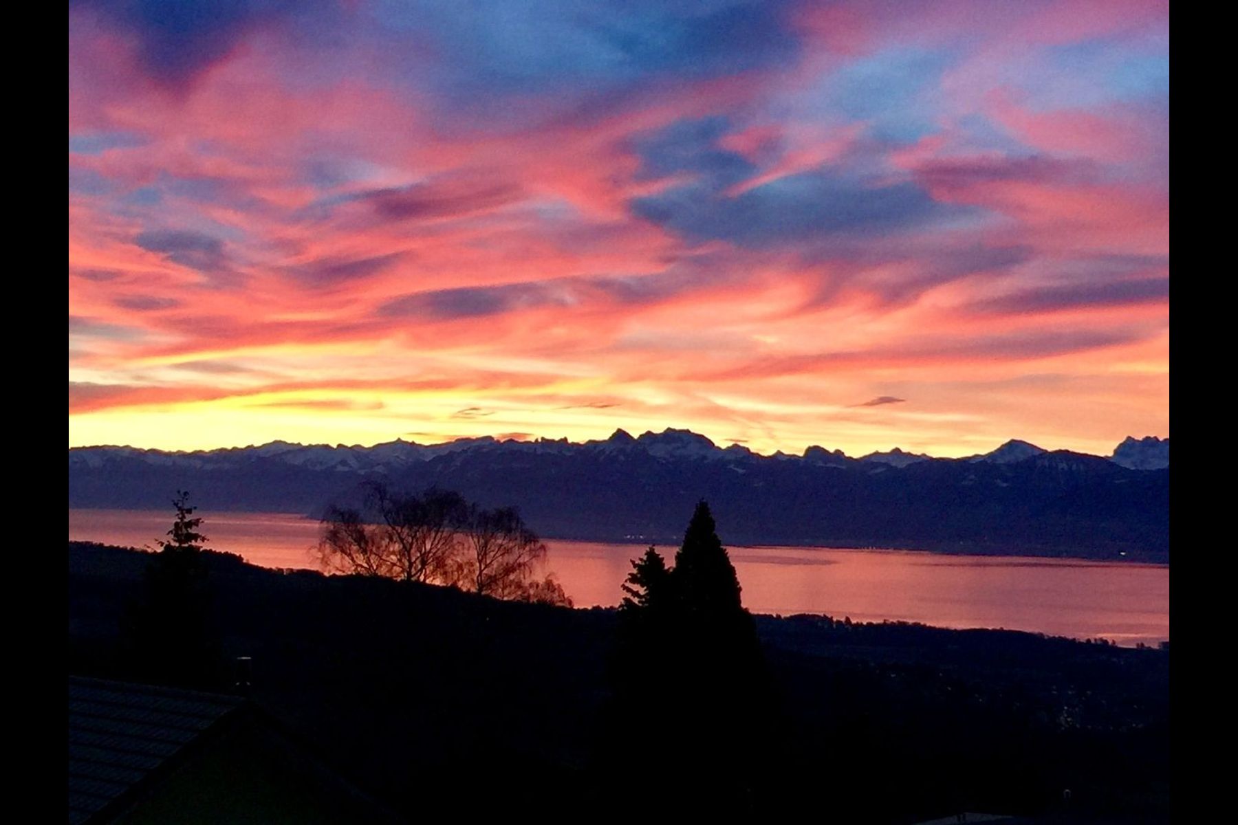  Beautiful architect-designed house overlooking Lake Geneva - 物件實景