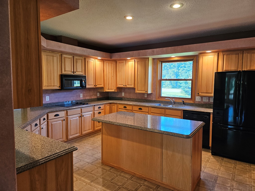 Grand Rapids, Minnesota, 55744, United States, 3 Bedrooms Bedrooms, ,Residential,For Sale,1981419