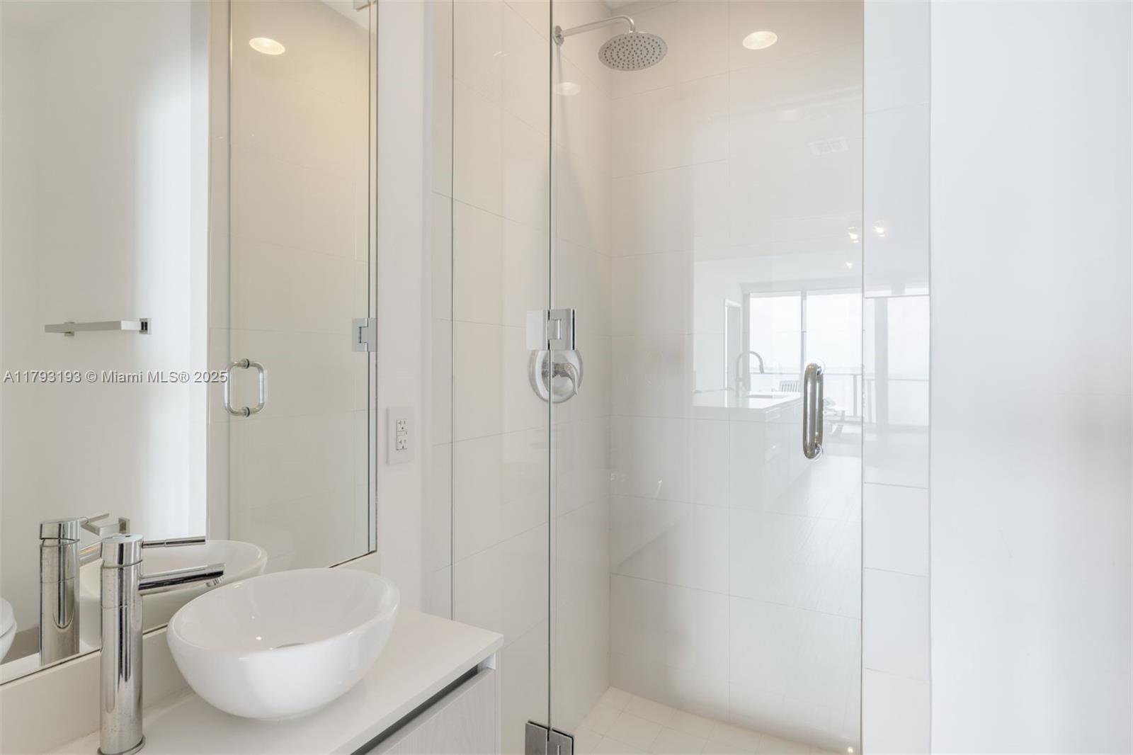 Miami, Florida, 33137, United States, 1 Bedroom Bedrooms, ,2 BathroomsBathrooms,Residential,For Sale,1792860