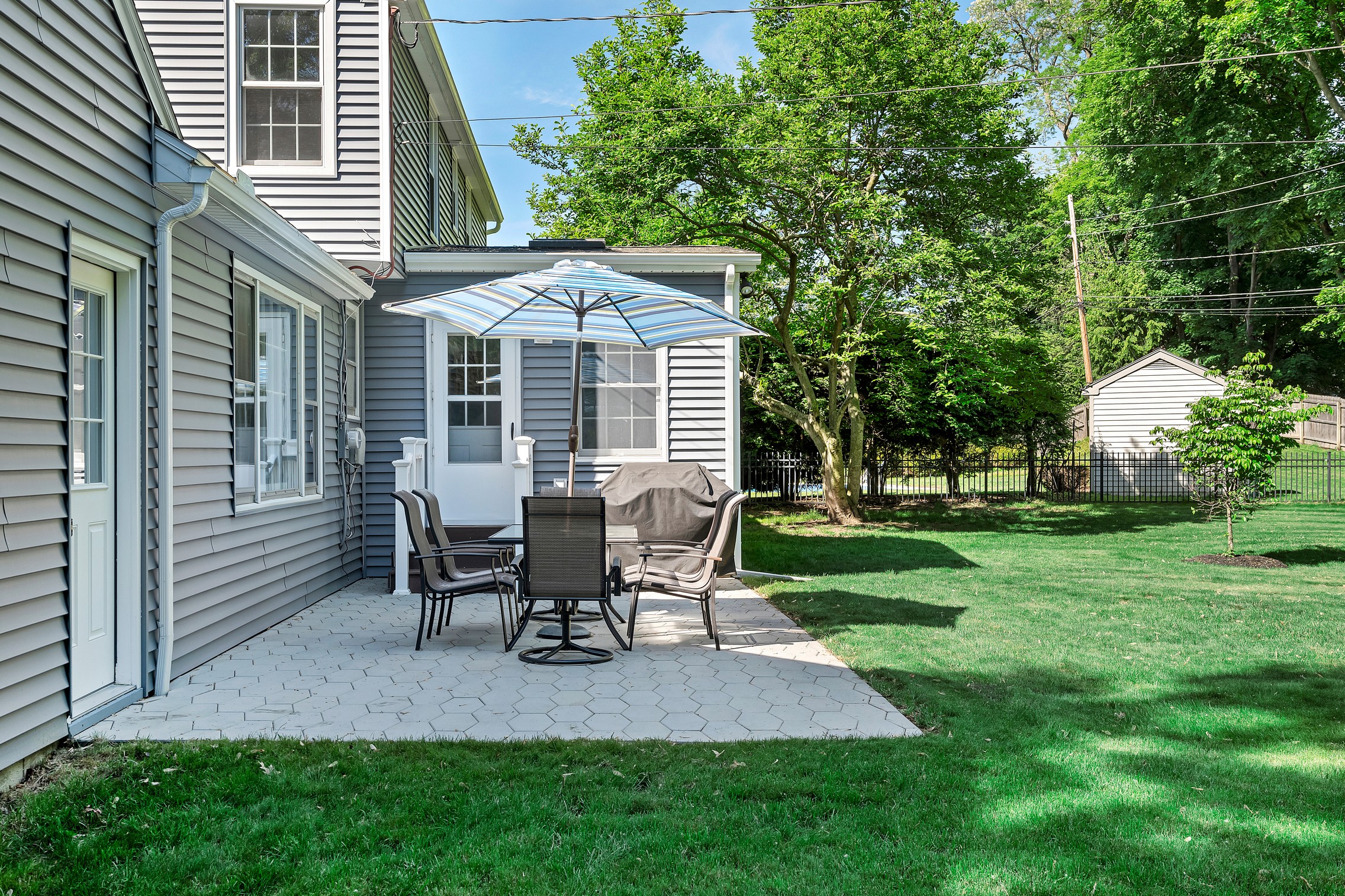  16 Longwood Drive, Bethlehem, NY, 12054 - 物件實景