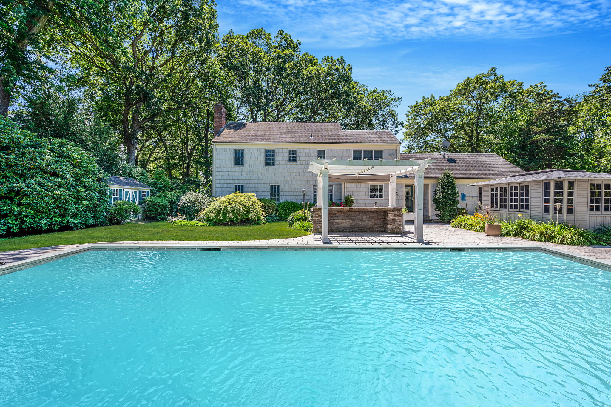 Mount Sinai, New York, 11766, United States, 4 Bedrooms Bedrooms, ,3 BathroomsBathrooms,Residential,For Sale,1924395