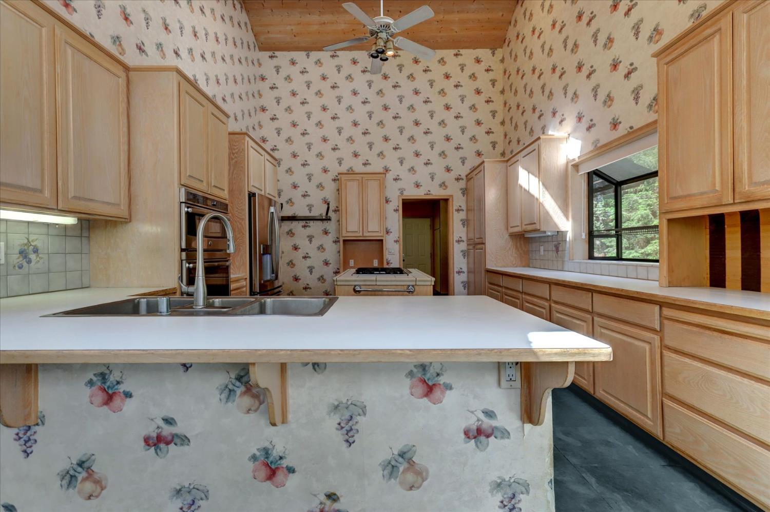 Nevada City, California, 95959, United States, 3 Bedrooms Bedrooms, ,4 BathroomsBathrooms,Residential,For Sale,1977718