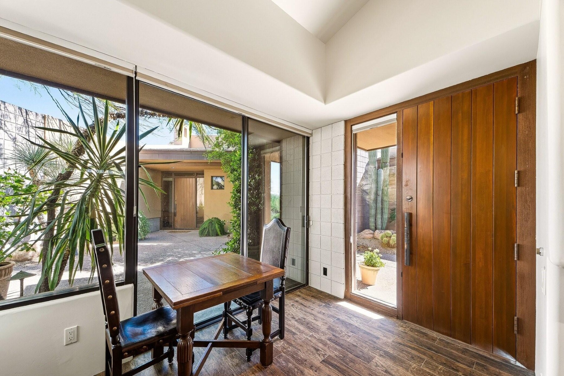  10675 E Fernwood Ln  Scottsdale, AZ - 物件實景