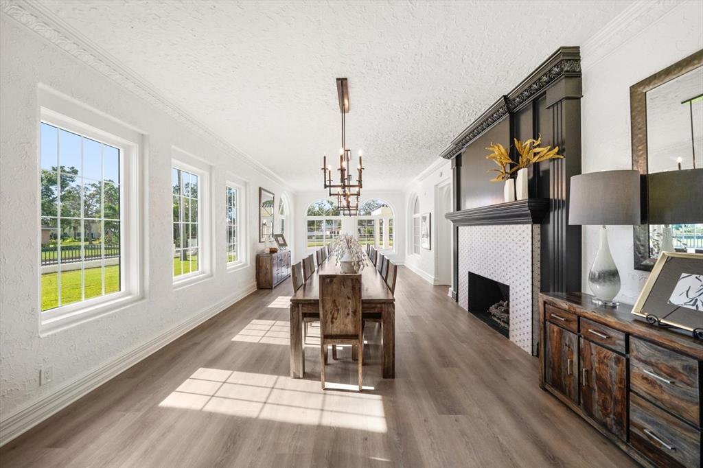 St Petersburg, Florida, 33707, United States, 5 Bedrooms Bedrooms, ,9 BathroomsBathrooms,Residential,For Sale,2000985