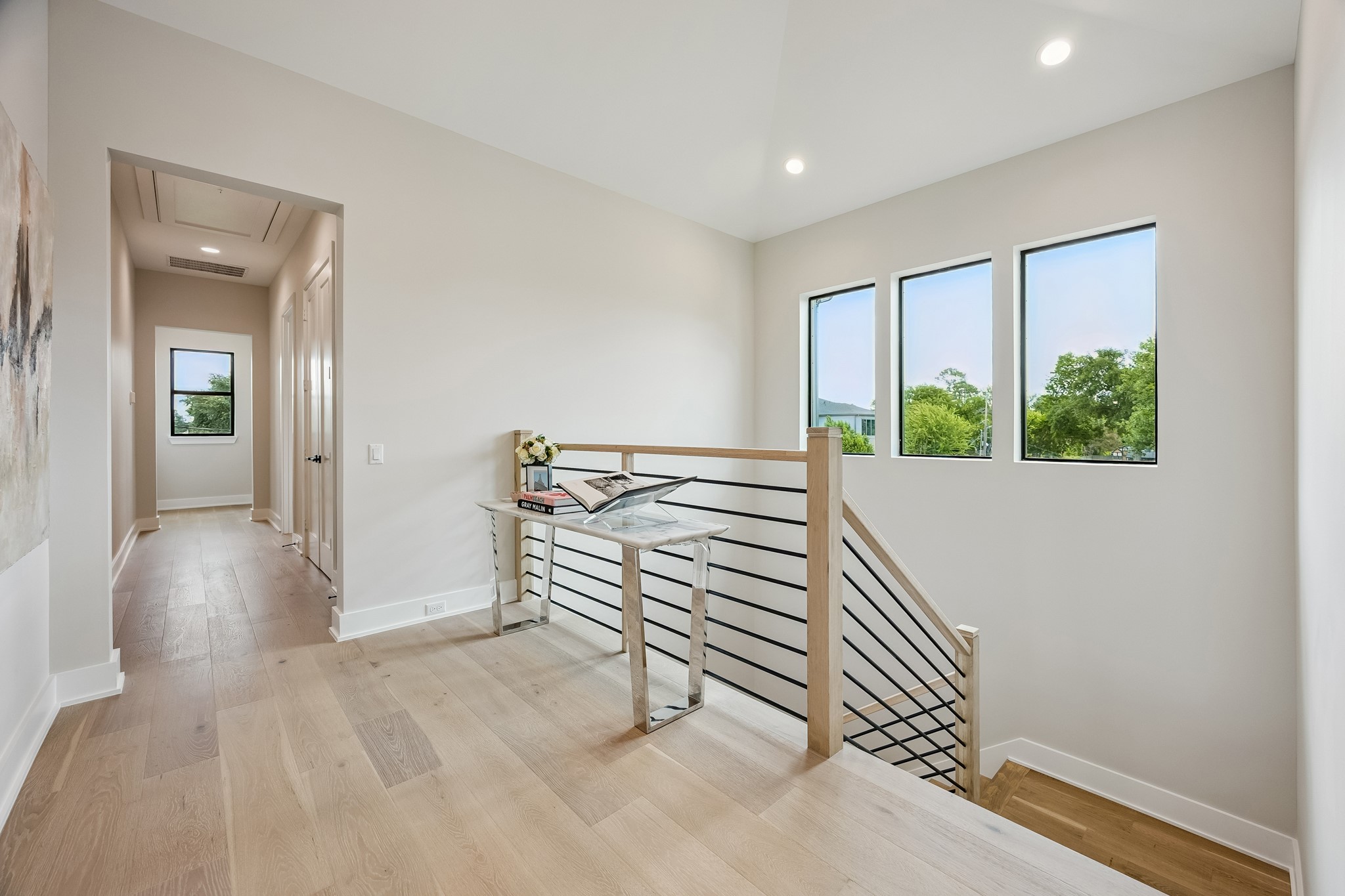  2214 Chantilly Lane - 物件實景