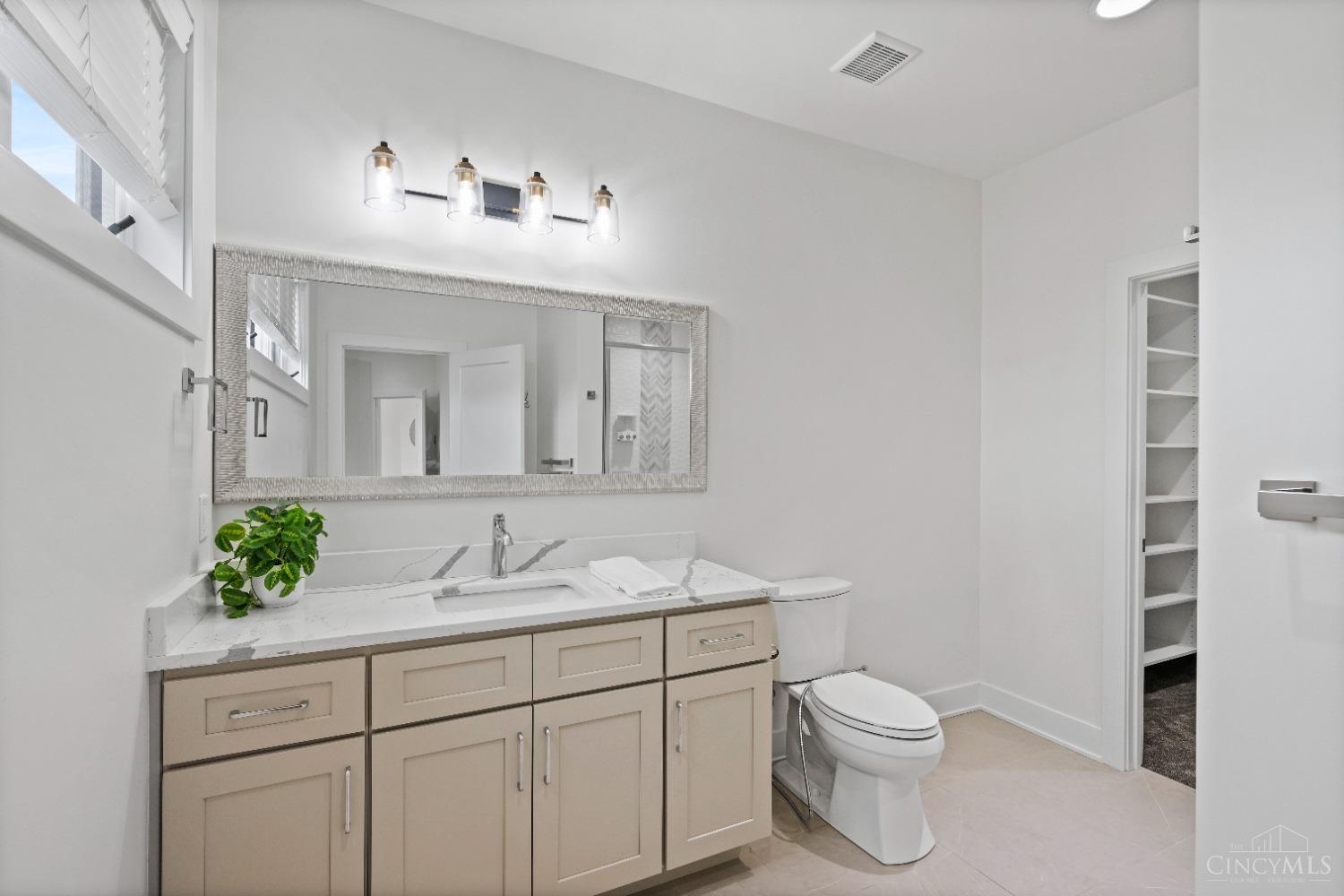 Indian Hill, Ohio, 45242, United States, 6 Bedrooms Bedrooms, ,7 BathroomsBathrooms,Residential,For Sale,1804642