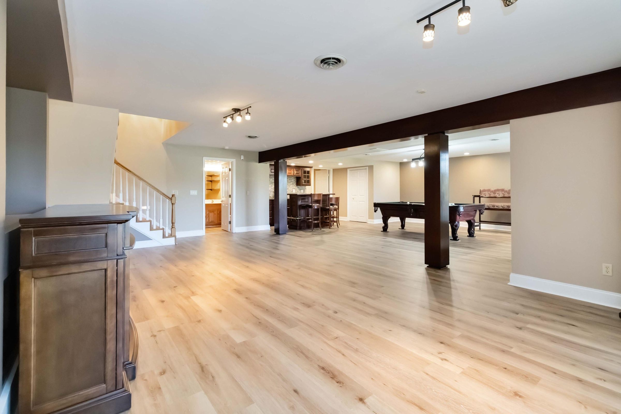 London, Kentucky, 40744, United States, 5 Bedrooms Bedrooms, ,4 BathroomsBathrooms,Residential,For Sale,2006451