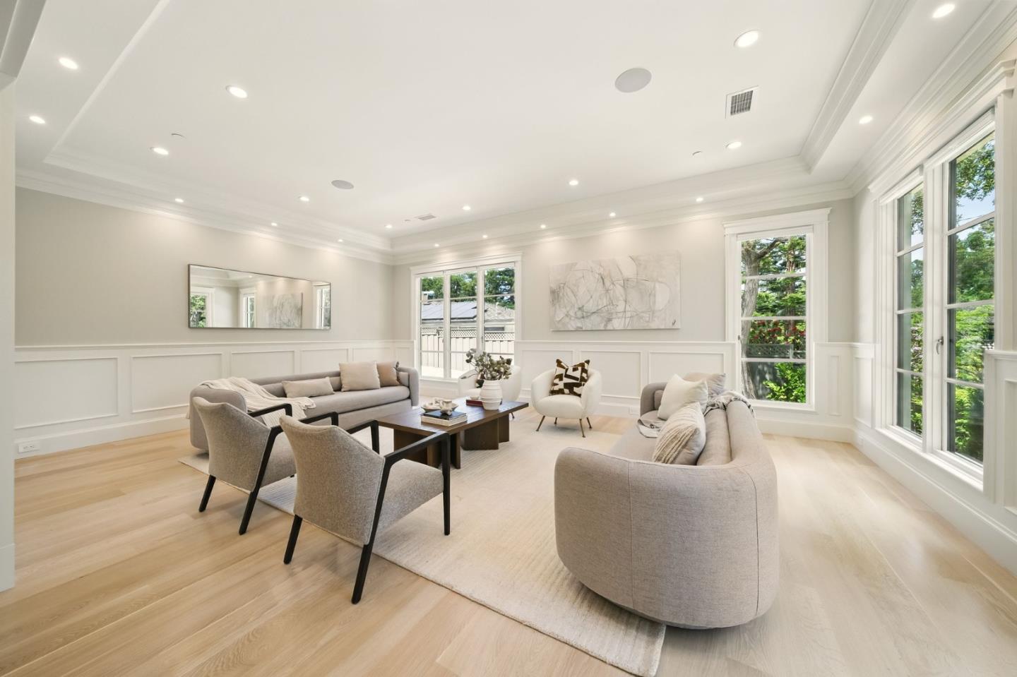 San Mateo, California, 94402, United States, 4 Bedrooms Bedrooms, ,6 BathroomsBathrooms,Residential,For Sale,1836989