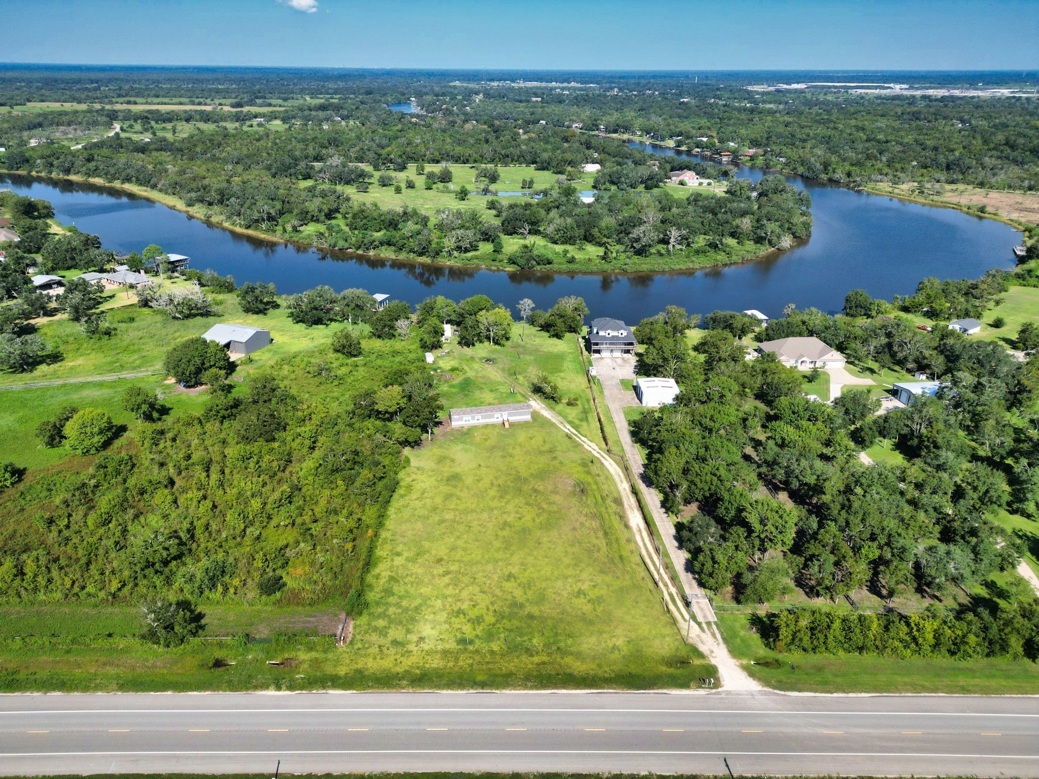 Brazoria, Texas, 77422, United States, 4 Bedrooms Bedrooms, ,4 BathroomsBathrooms,Residential,For Sale,1975158