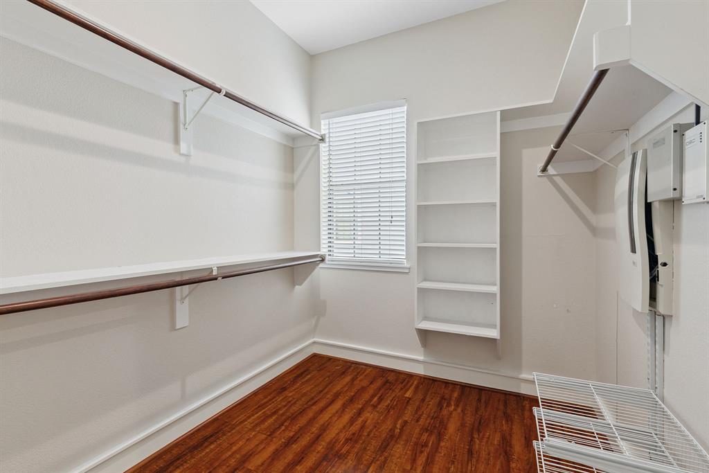 Dallas, Texas, 75204, United States, 2 Bedrooms Bedrooms, ,3 BathroomsBathrooms,Residential,For Sale,1895857