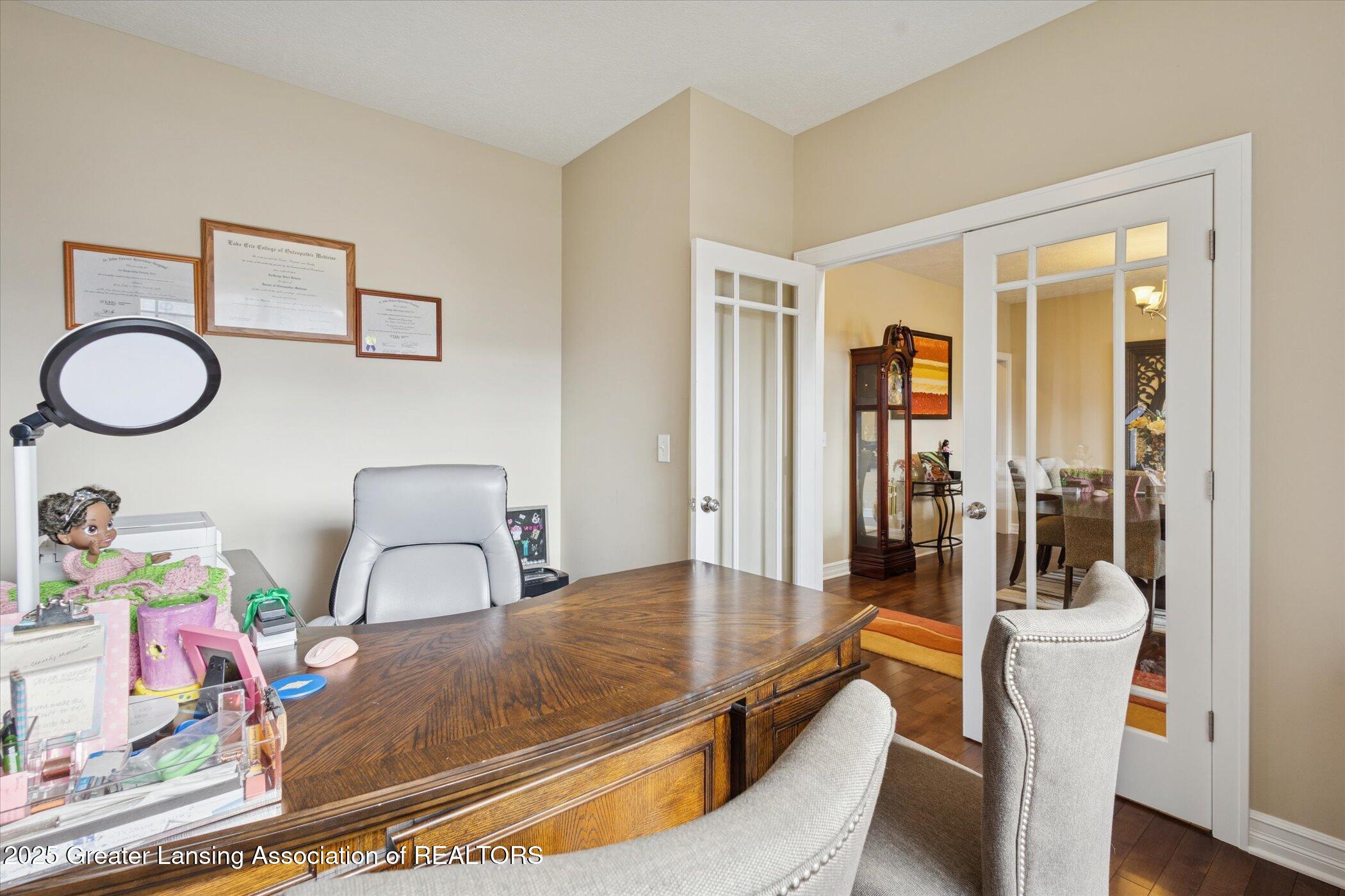 Okemos, Michigan, 48864, United States, 4 Bedrooms Bedrooms, ,4 BathroomsBathrooms,Residential,For Sale,1992112