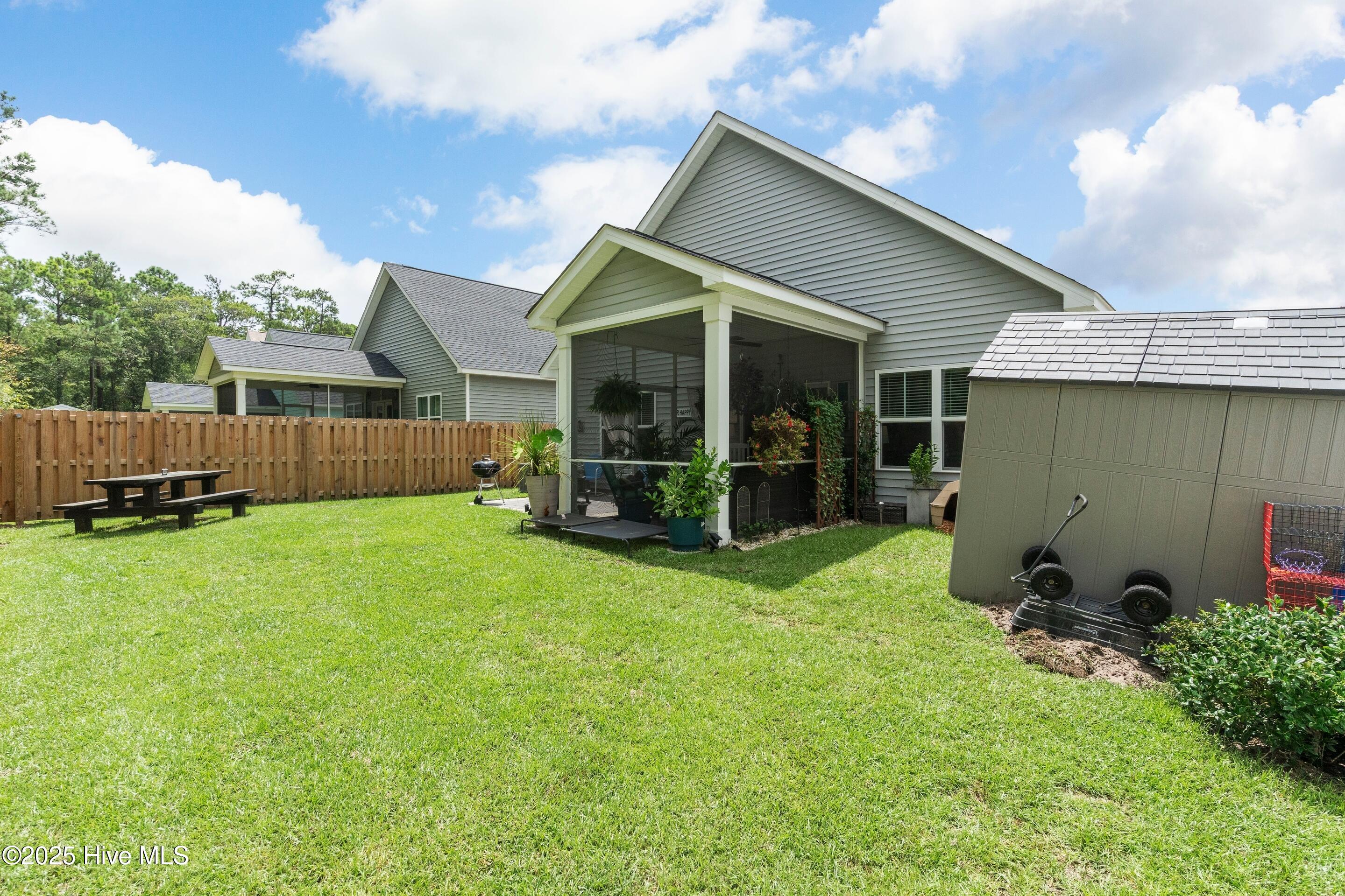 Southport, North Carolina, 28461, United States, 3 Bedrooms Bedrooms, ,2 BathroomsBathrooms,Residential,For Sale,1925242