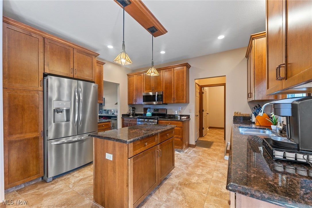 Poland, Ohio, 44514, United States, 4 Bedrooms Bedrooms, ,3 BathroomsBathrooms,Residential,For Sale,2009287