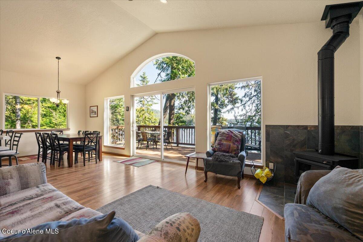 Spirit Lake, Idaho, 83869, United States, 3 Bedrooms Bedrooms, ,2 BathroomsBathrooms,Residential,For Sale,1872232