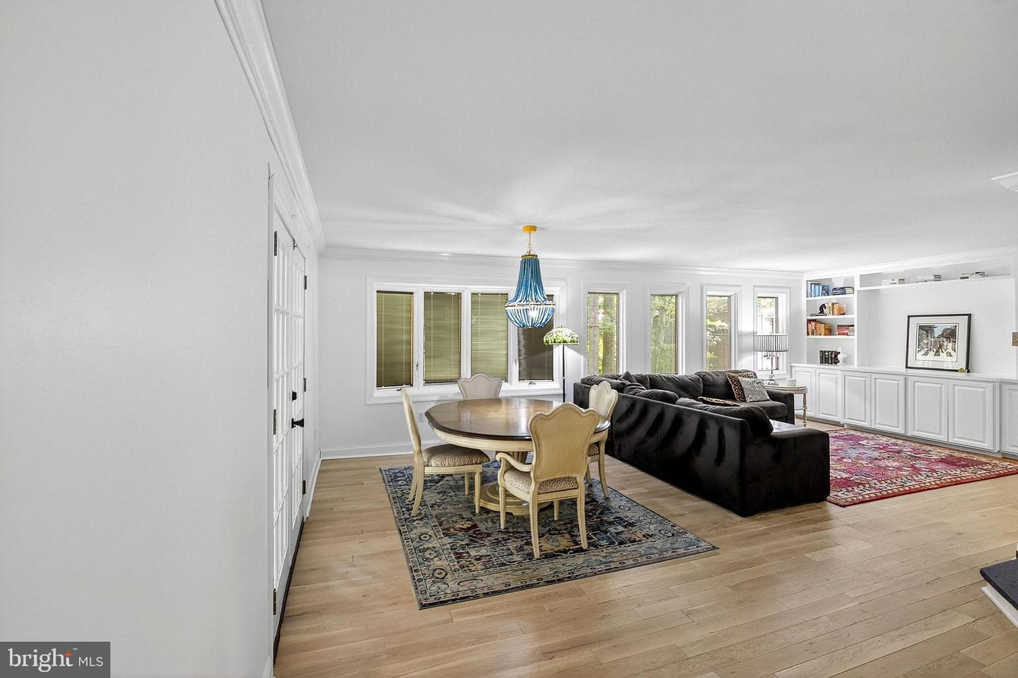 WILMINGTON, Delaware, 19810, United States, 4 Bedrooms Bedrooms, ,3 BathroomsBathrooms,Residential,For Sale,1990467