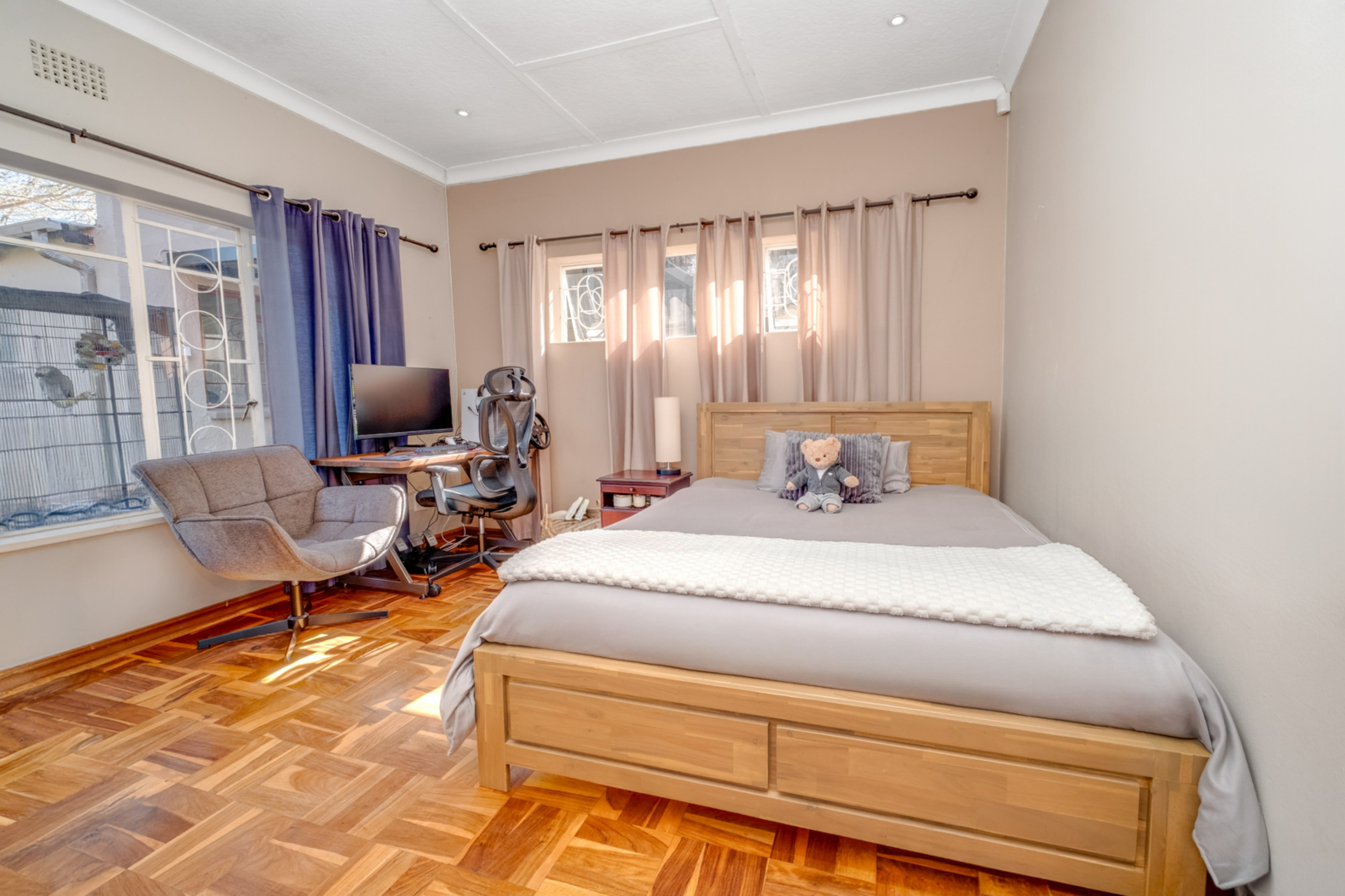  Fabulous Family Home with Charm, Character & Bonus Cottage - 物件實景