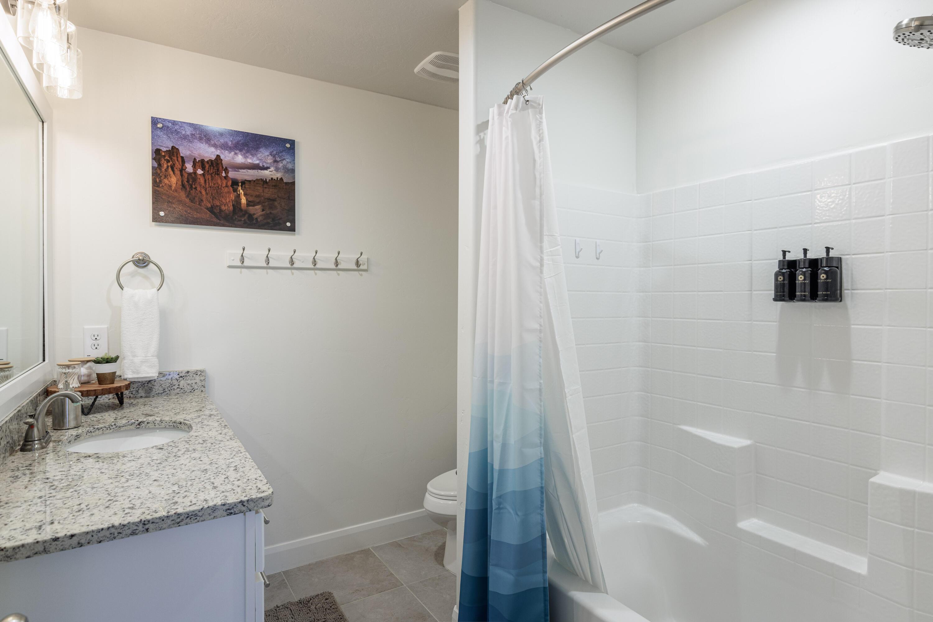 St George, Utah, 84770, United States, 3 Bedrooms Bedrooms, ,5 BathroomsBathrooms,Residential,For Sale,1974554