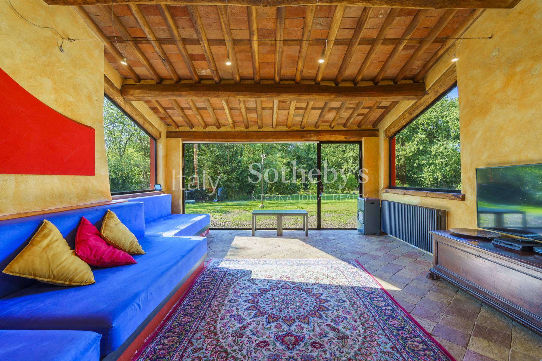 Country home with pool and stables - 物件實景