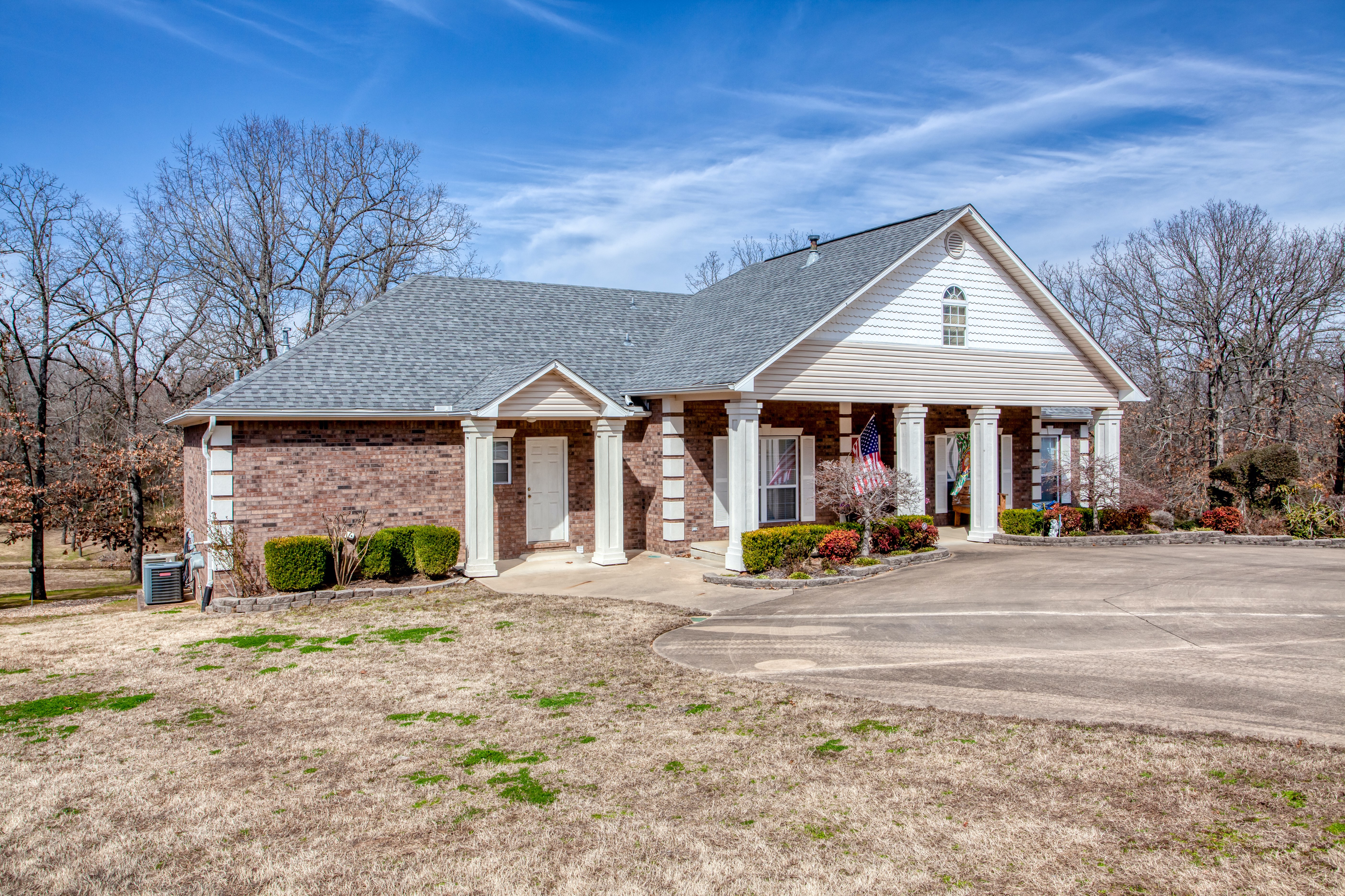 Fort Smith, Arkansas, 72903, United States, 5 Bedrooms Bedrooms, ,4 BathroomsBathrooms,Residential,For Sale,1941738