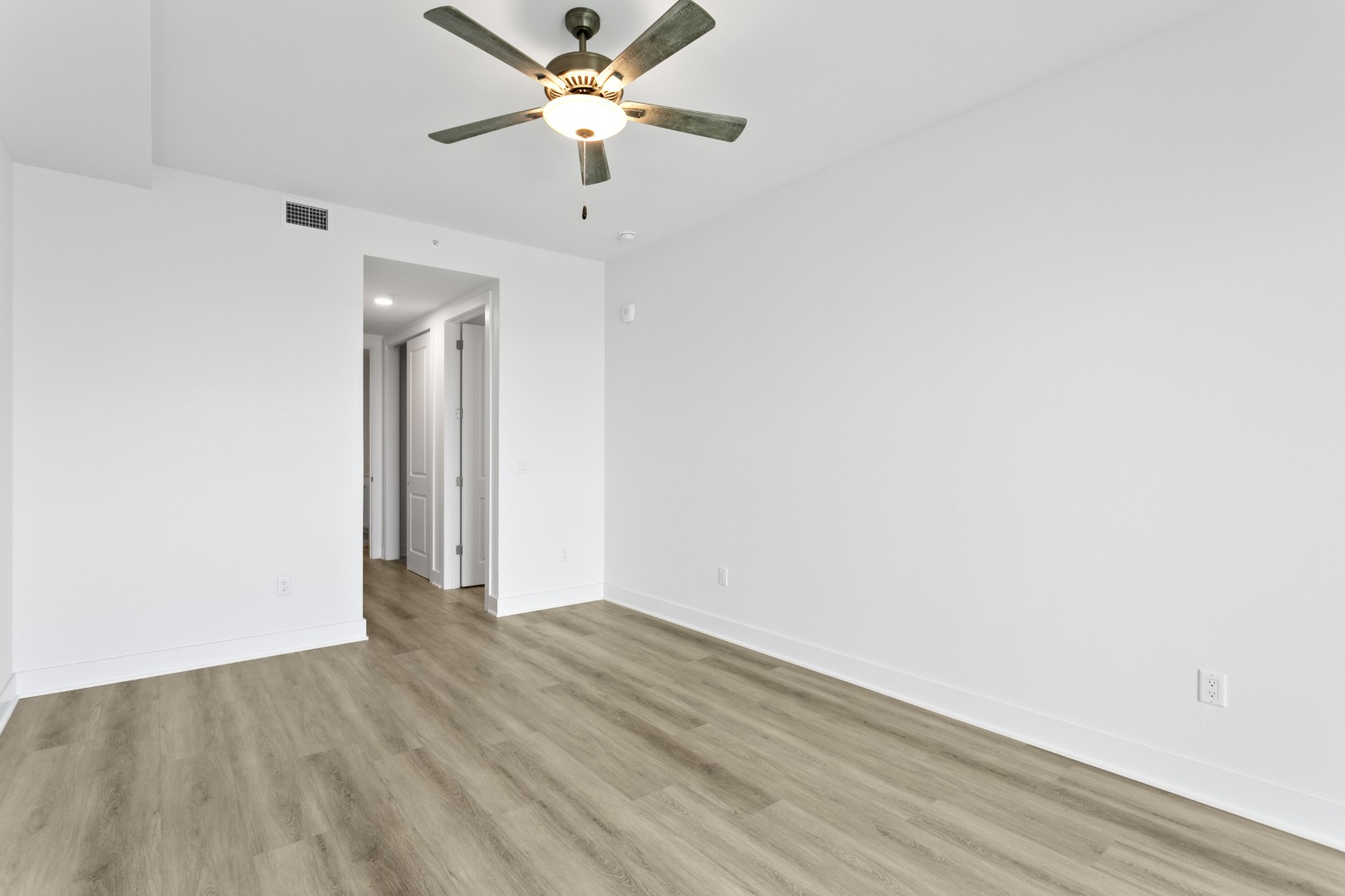 400 150th Ave # 304, Madeira Beach, Florida, 33708, United States, 3 Bedrooms Bedrooms, ,3 BathroomsBathrooms,Residential,For Sale,400 150th Ave # 304,1407196