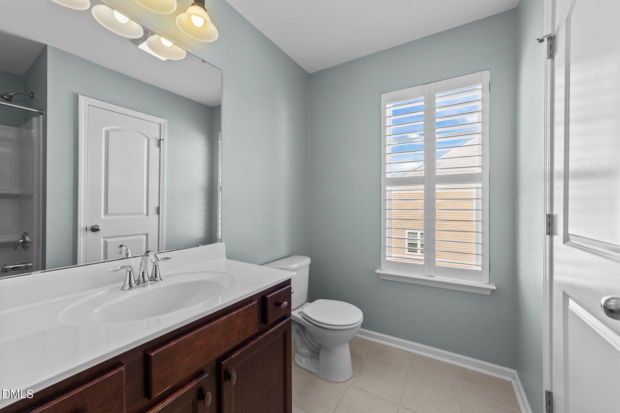 Apex, North Carolina, 27502, United States, 4 Bedrooms Bedrooms, ,4 BathroomsBathrooms,Residential,For Sale,1956835