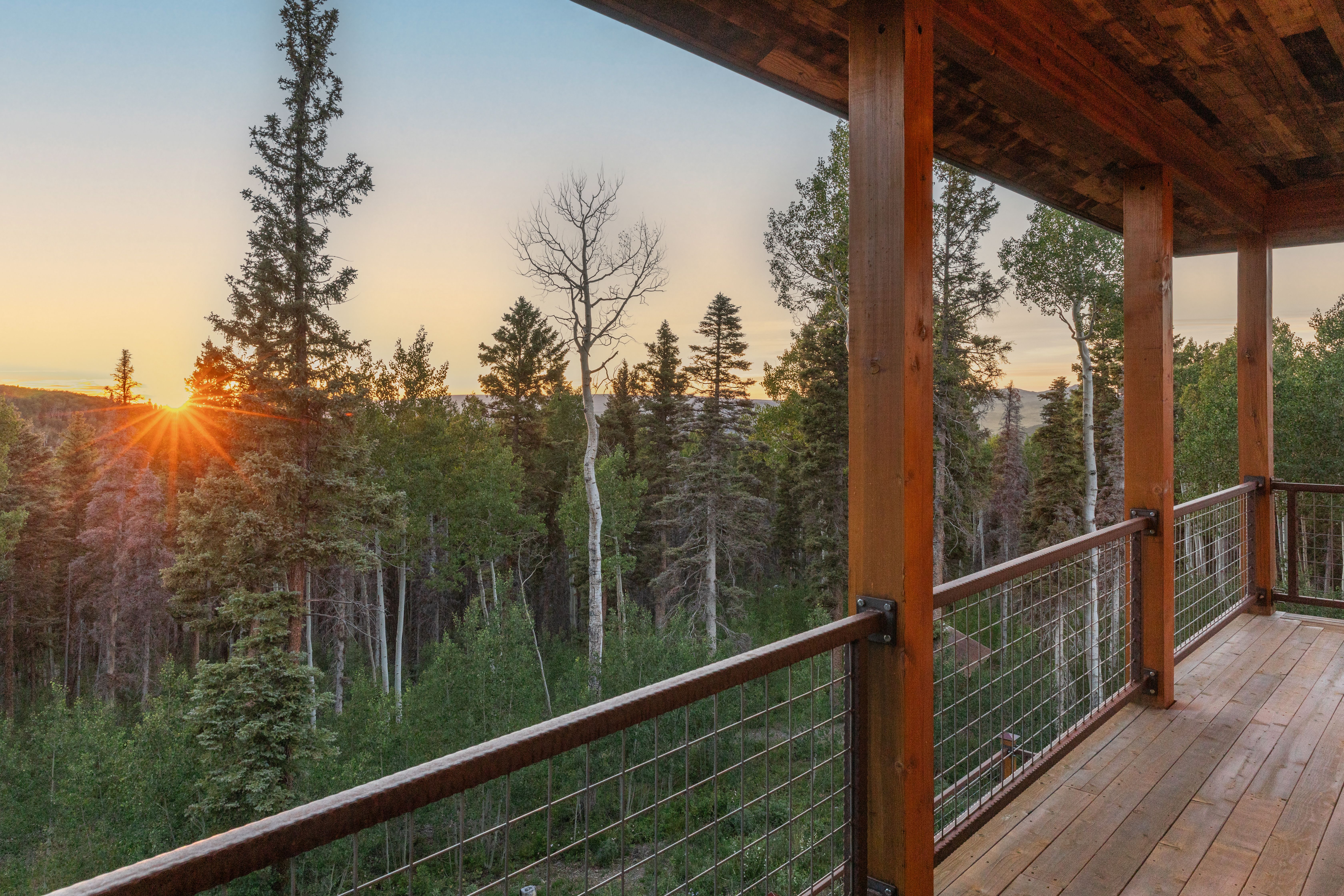  Off-Grid Mountain Retreat Bordering The National Forest - 物件實景