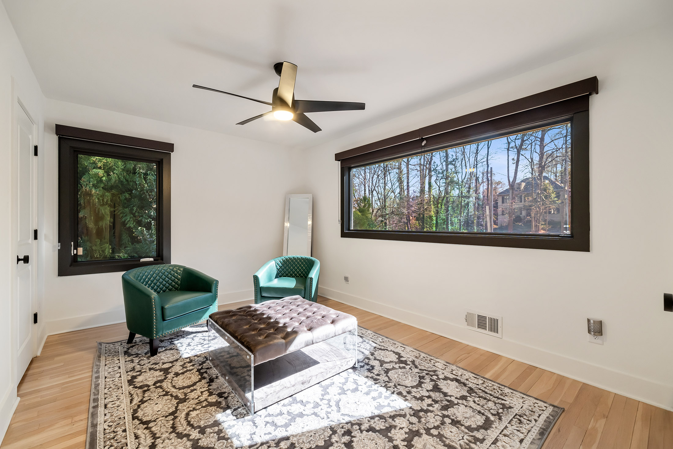  Beautifully Reimagined Mid-century Masterpiece Nestled in the Heart of Vinings - 物件實景