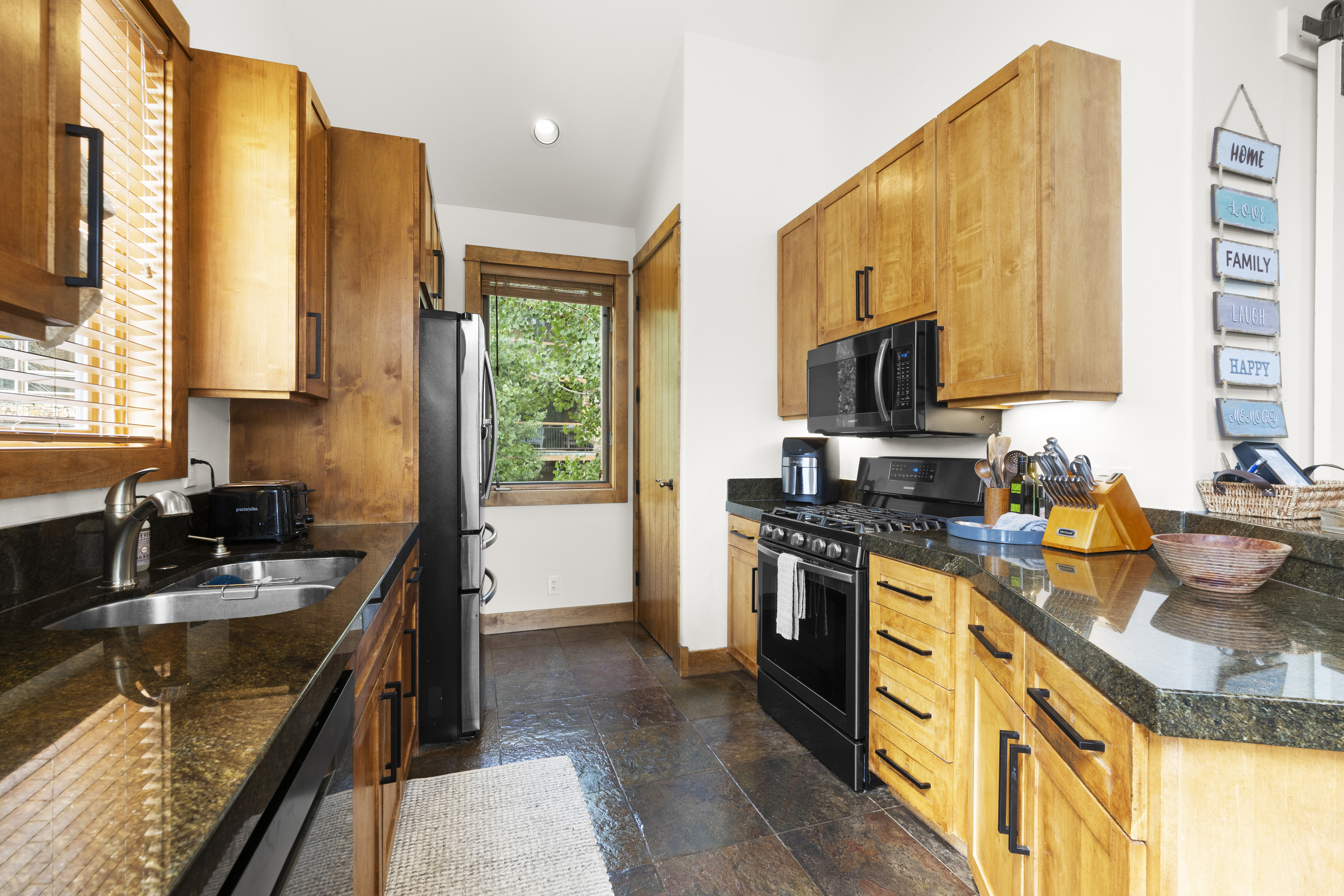  A Rare and Coveted Direct Ski Trail-side Residence at The Terrace - 物件實景