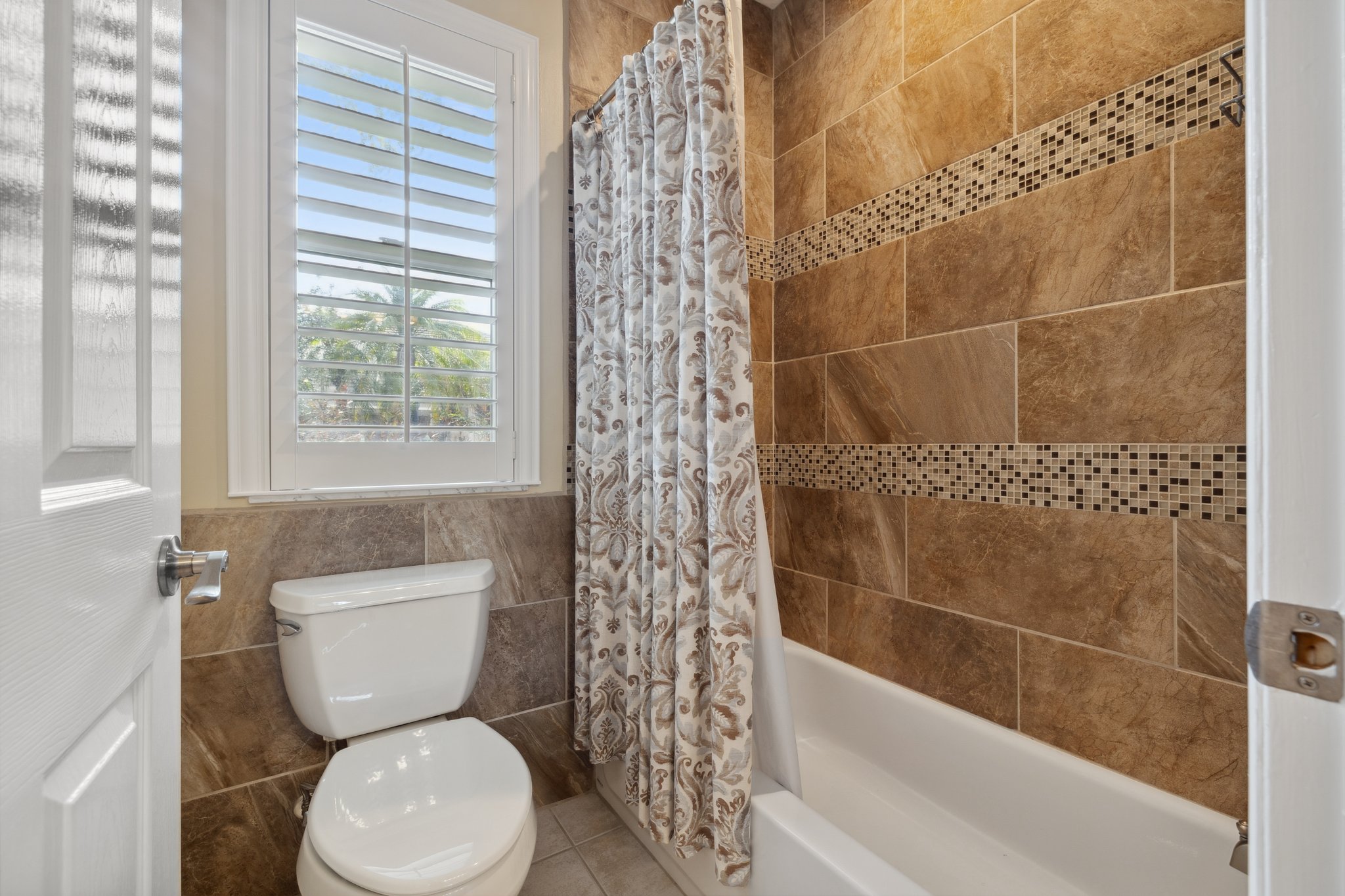 Tampa, Florida, 33647, United States, 5 Bedrooms Bedrooms, ,4 BathroomsBathrooms,Residential,For Sale,1835178