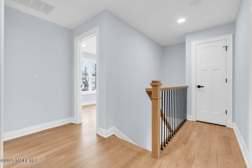 Shrewsbury Boro, New Jersey, 07702, United States, 4 Bedrooms Bedrooms, ,3 BathroomsBathrooms,Residential,For Sale,2001702