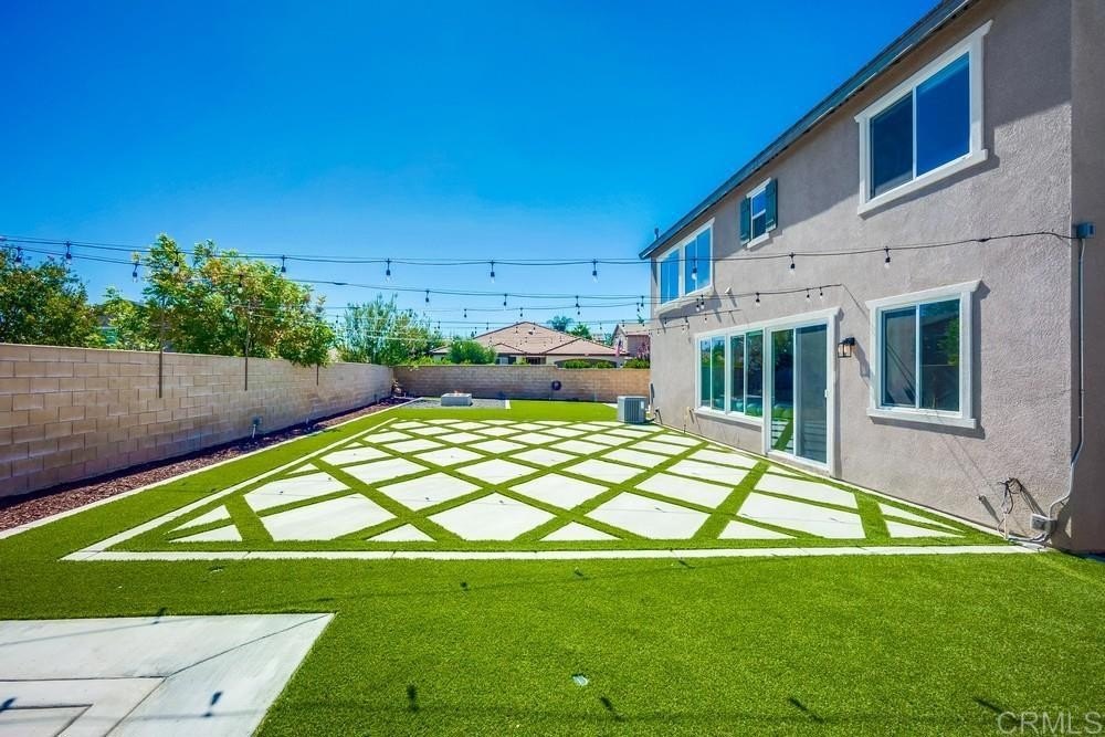Murrieta, California, 92563, United States, 3 Bedrooms Bedrooms, ,3 BathroomsBathrooms,Residential,For Sale,1947093