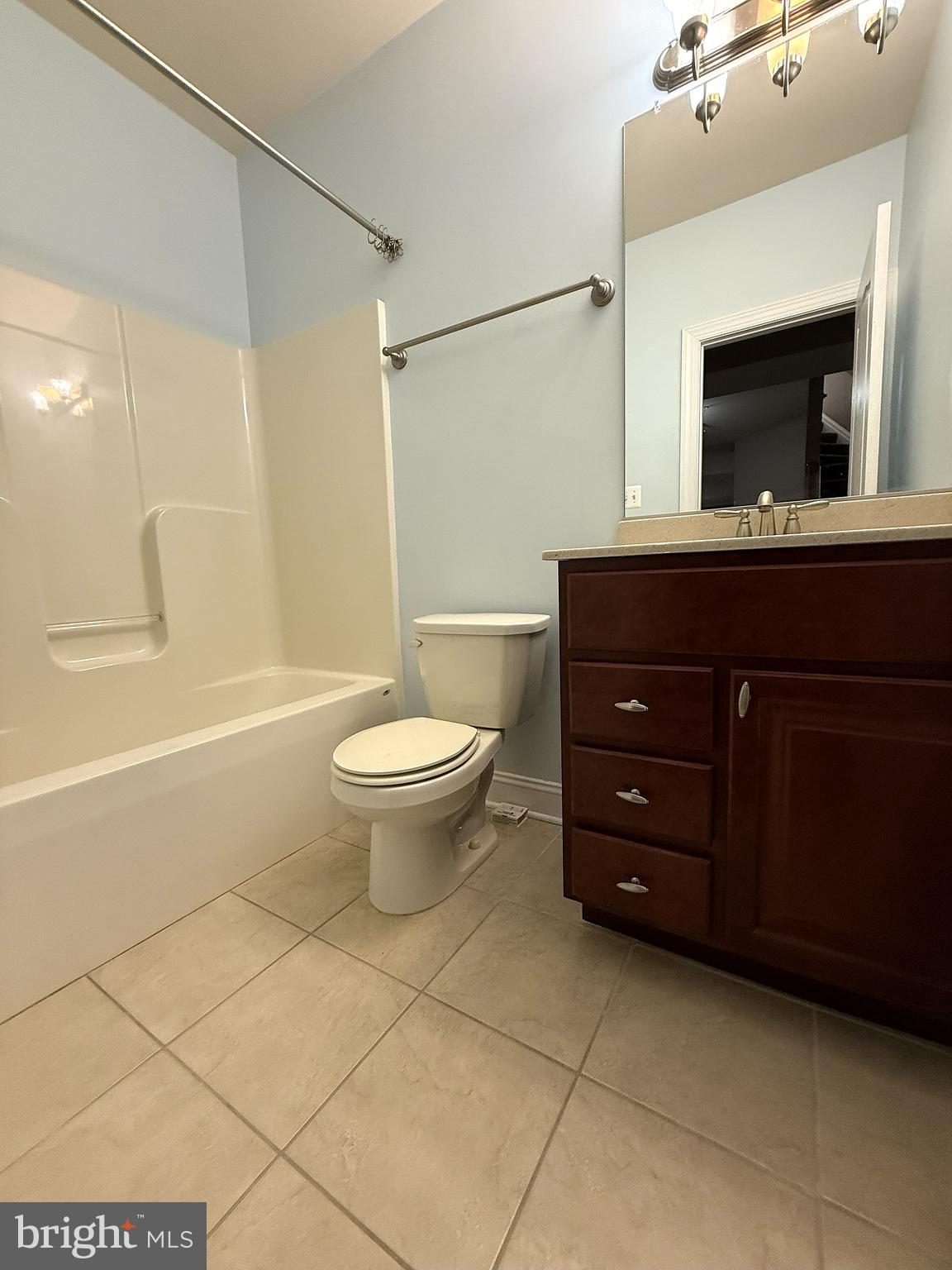 Waldorf, Maryland, 20603, United States, 5 Bedrooms Bedrooms, ,4 BathroomsBathrooms,Residential,For Sale,1976975