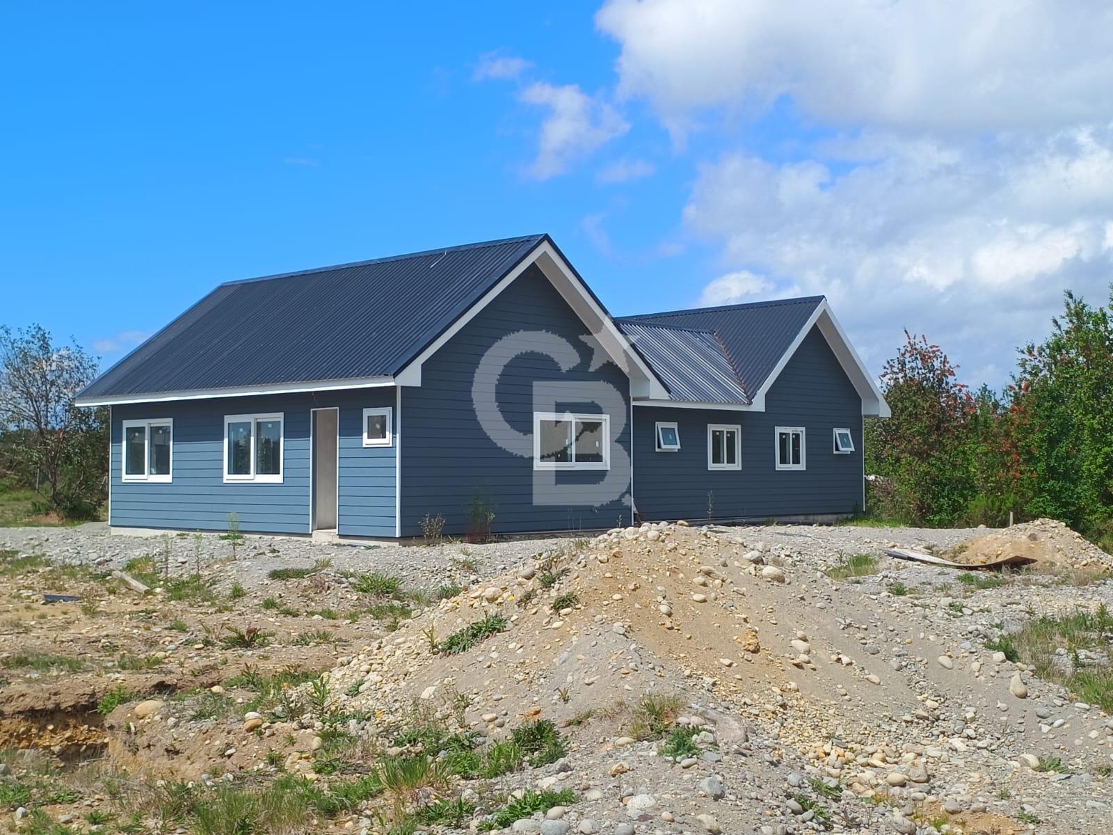 Puerto Varas, Chile, 4 Bedrooms Bedrooms, ,2 BathroomsBathrooms,Residential,For Sale,1990358