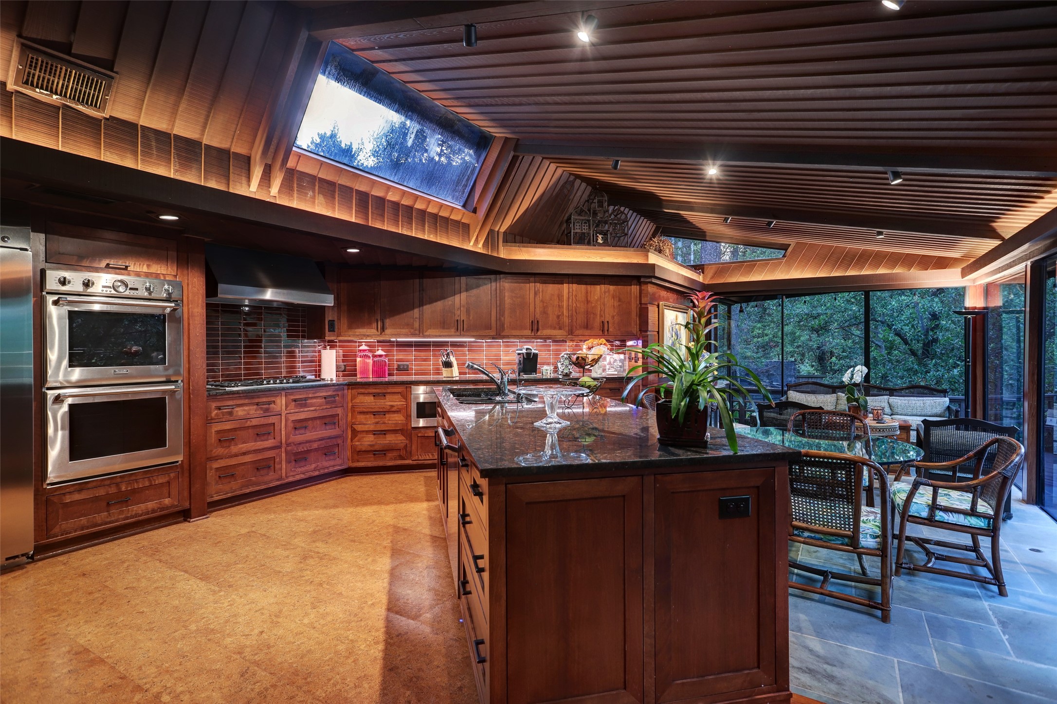  8 Tiel Way - 物件實景