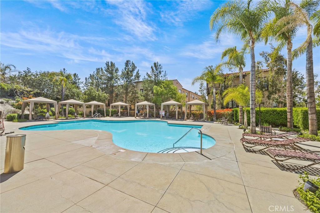 Corona, California, 92883, United States, 2 Bedrooms Bedrooms, ,3 BathroomsBathrooms,Residential,For Sale,1921821