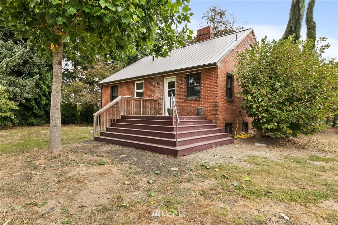 25237 68TH AVE S. (WEST VALLEY HWY), KENT, Washington, 98032, United States, 4 Bedrooms Bedrooms, ,2 BathroomsBathrooms,Residential,For Sale,25237 68TH AVE S. (WEST VALLEY HWY),1619828
